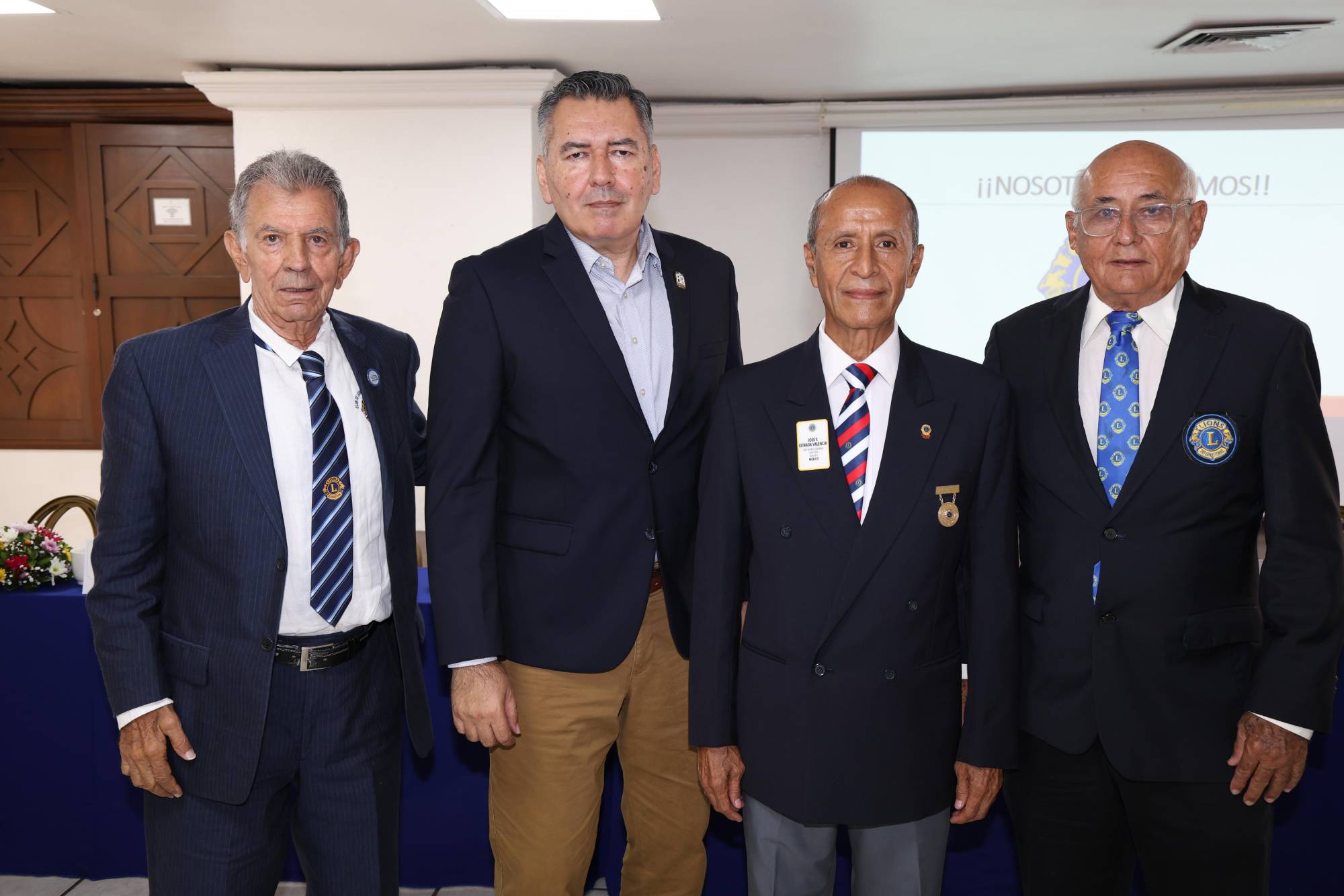 $!Arturo Martínez, Martin Santana, José Francisco Estrada y el Padre Amador Campos.