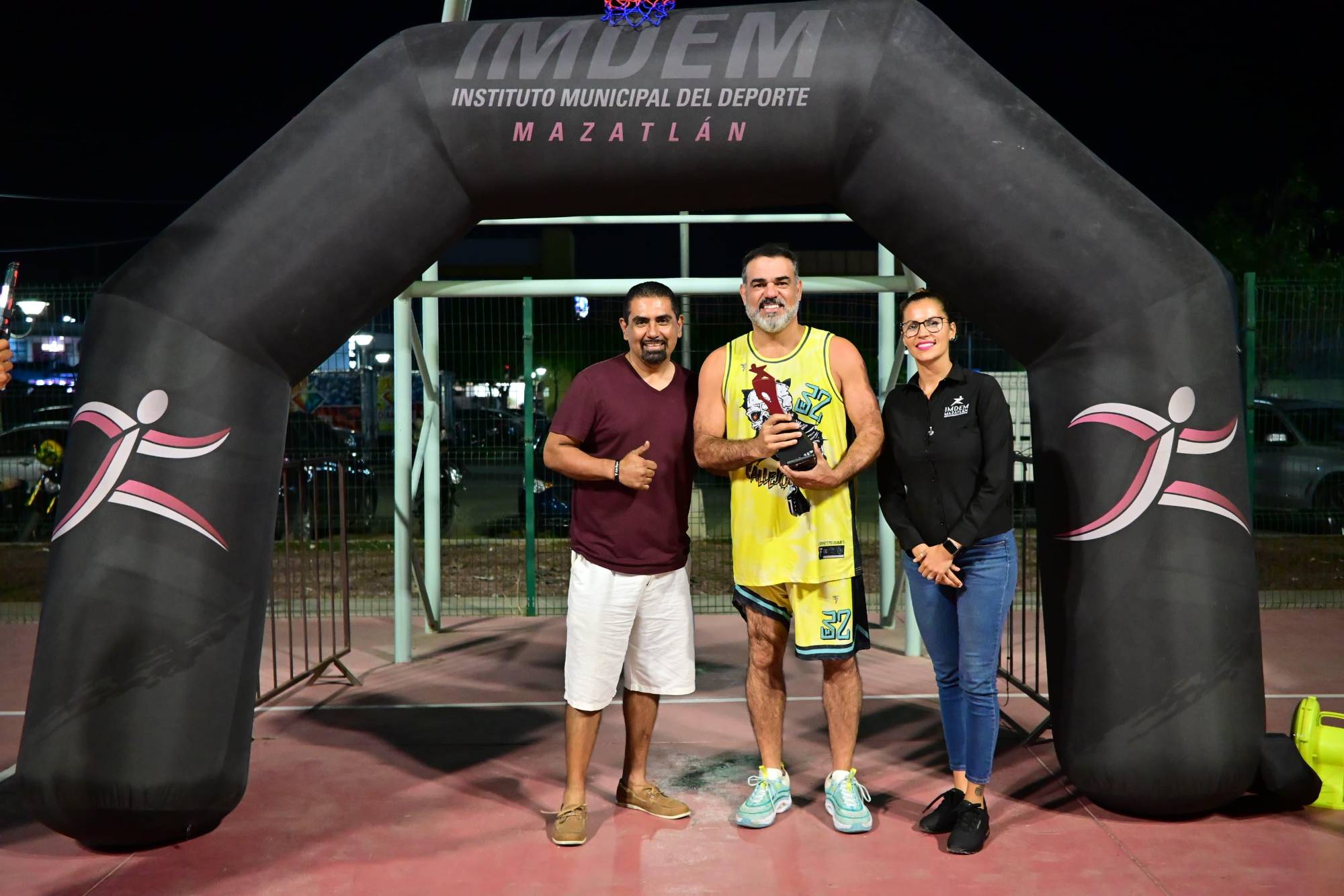 $!Premian a los mejores de la Liga de Baloncesto del Parque Lineal e inauguran una nueva edición