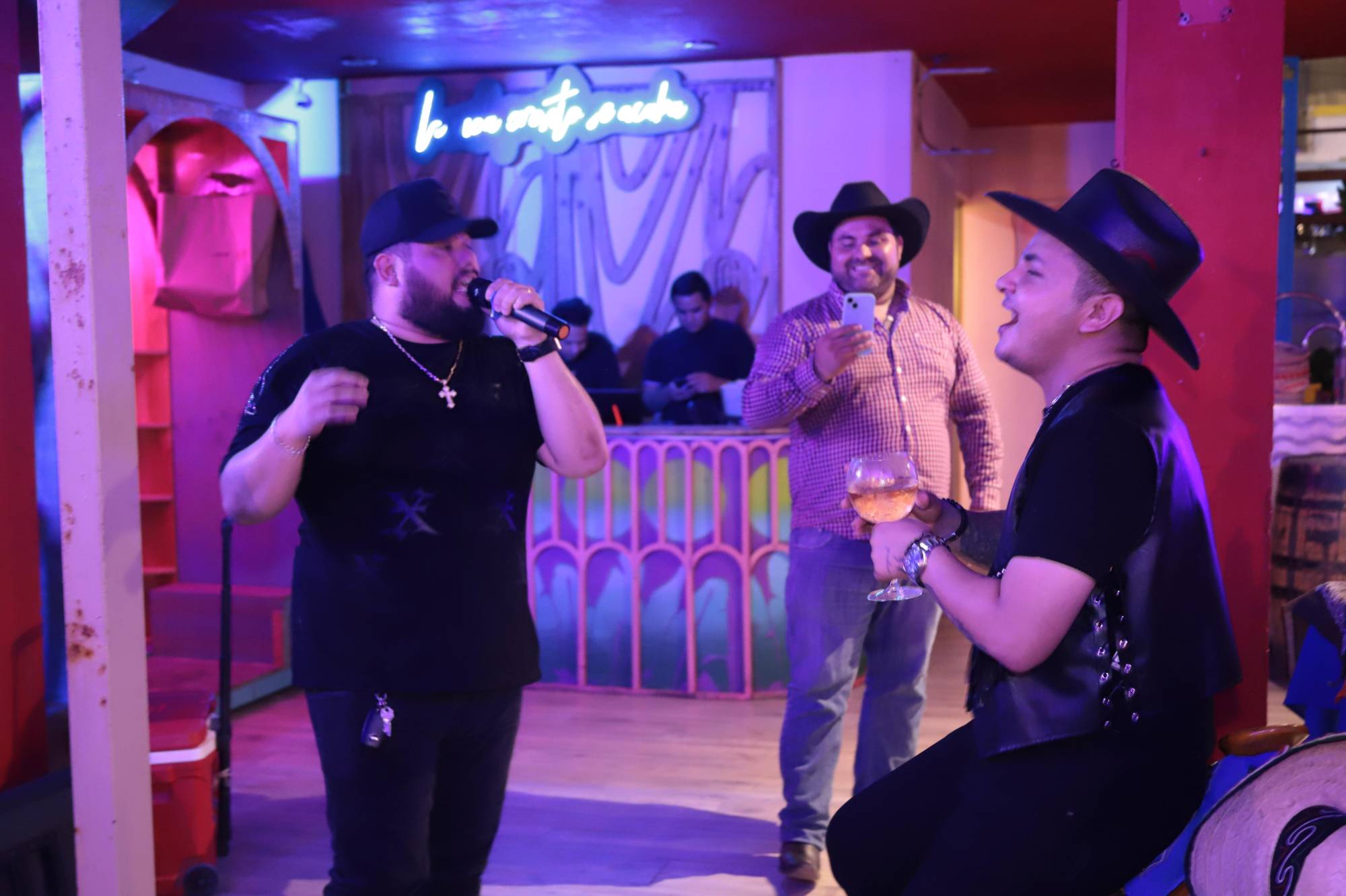 $!El cumpleañero estuvo muy divertido ese día tan especial.