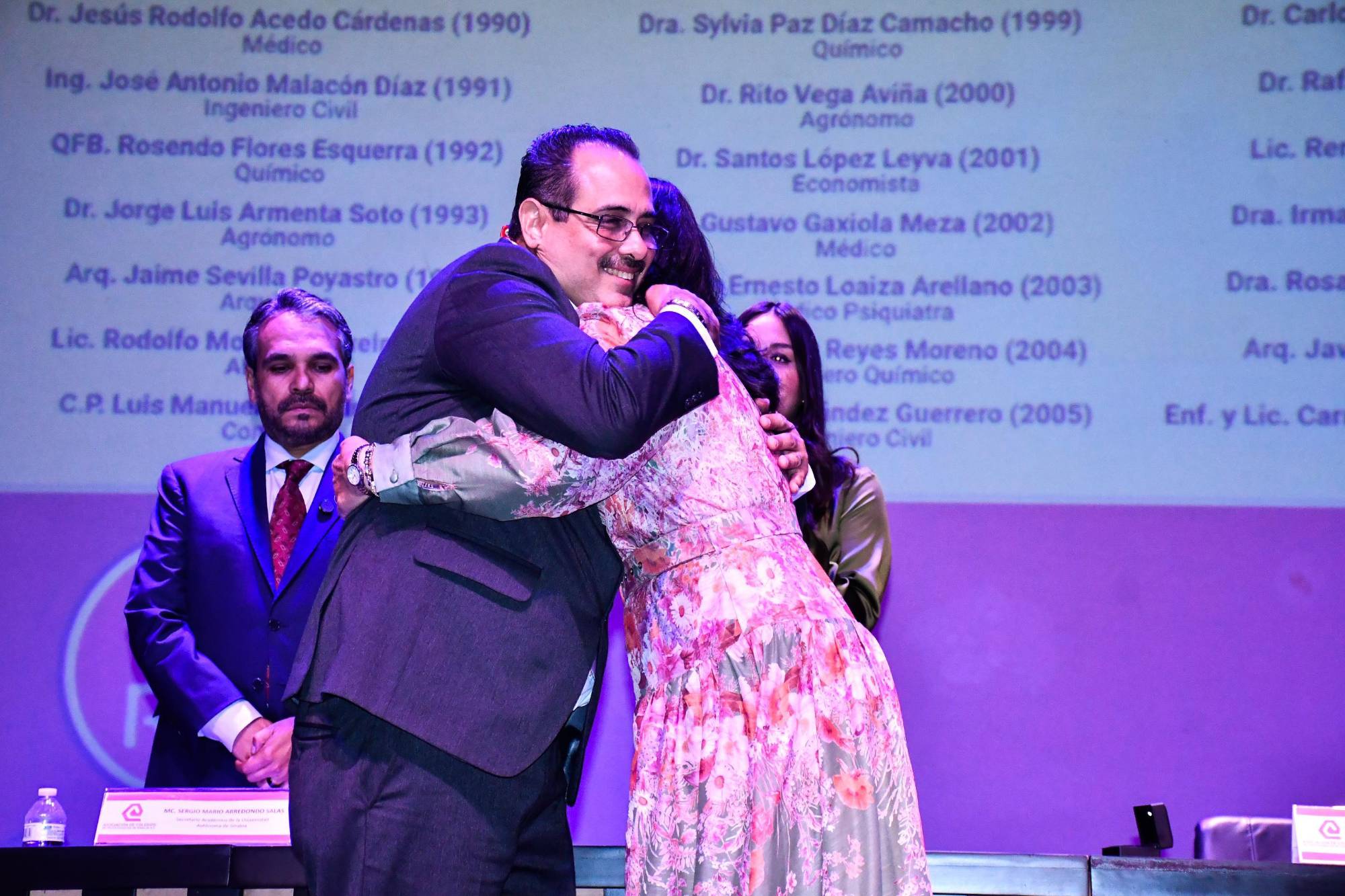 $!Colegios de Profesionistas de Sinaloa celebran la trayectoria de Andrés Ultreras Rodríguez