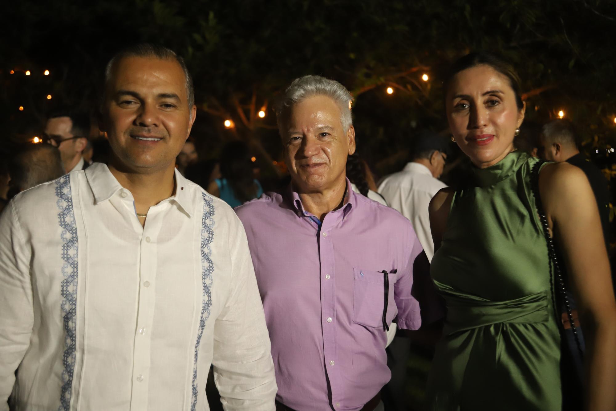 $!Manuel Félix, Enrique Díaz y Verónica Estrada.