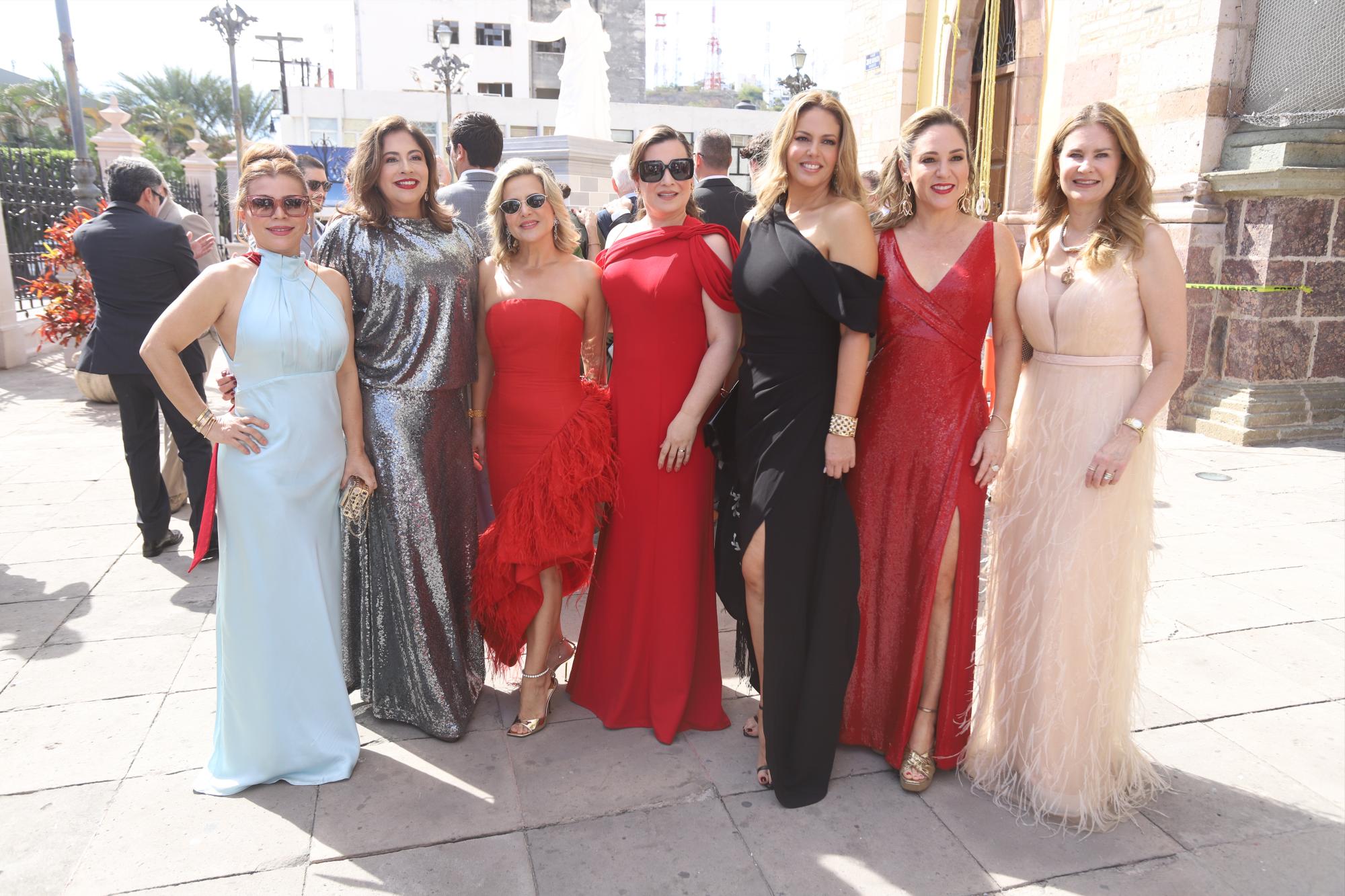$!Gaby de Osuna, Claudia Watson de Cevallos, Karla Hays de Guzmán, Patricia Corrales de Magaña, Amina Blancarte, Alejandra León y Susana de Ortega.