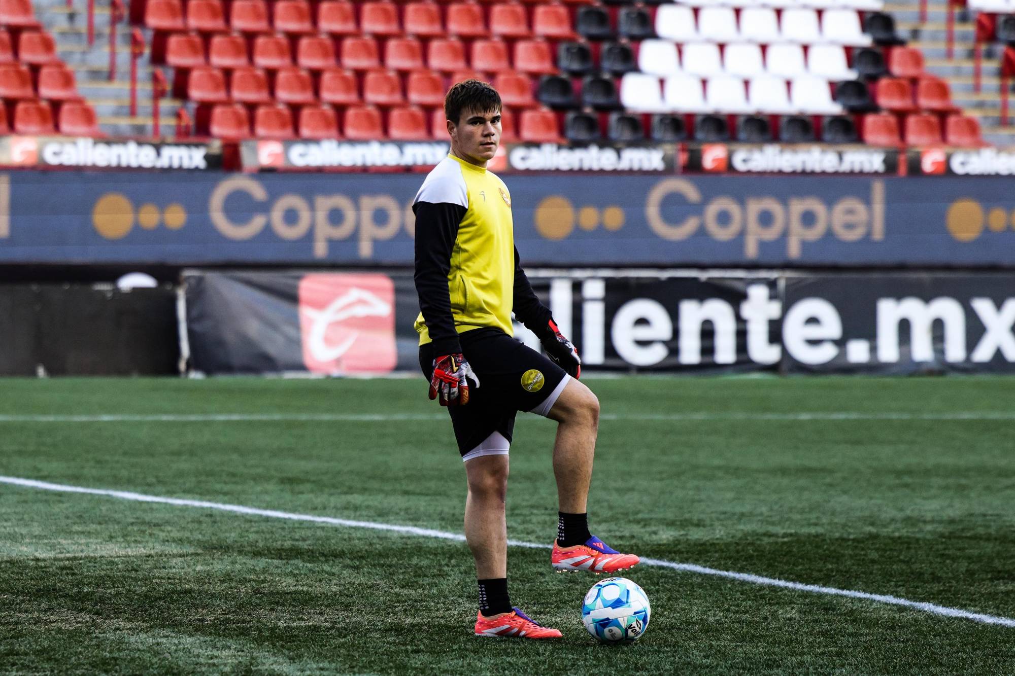 $!Dorados visita a Alebrijes en duelo directo por escalar posiciones