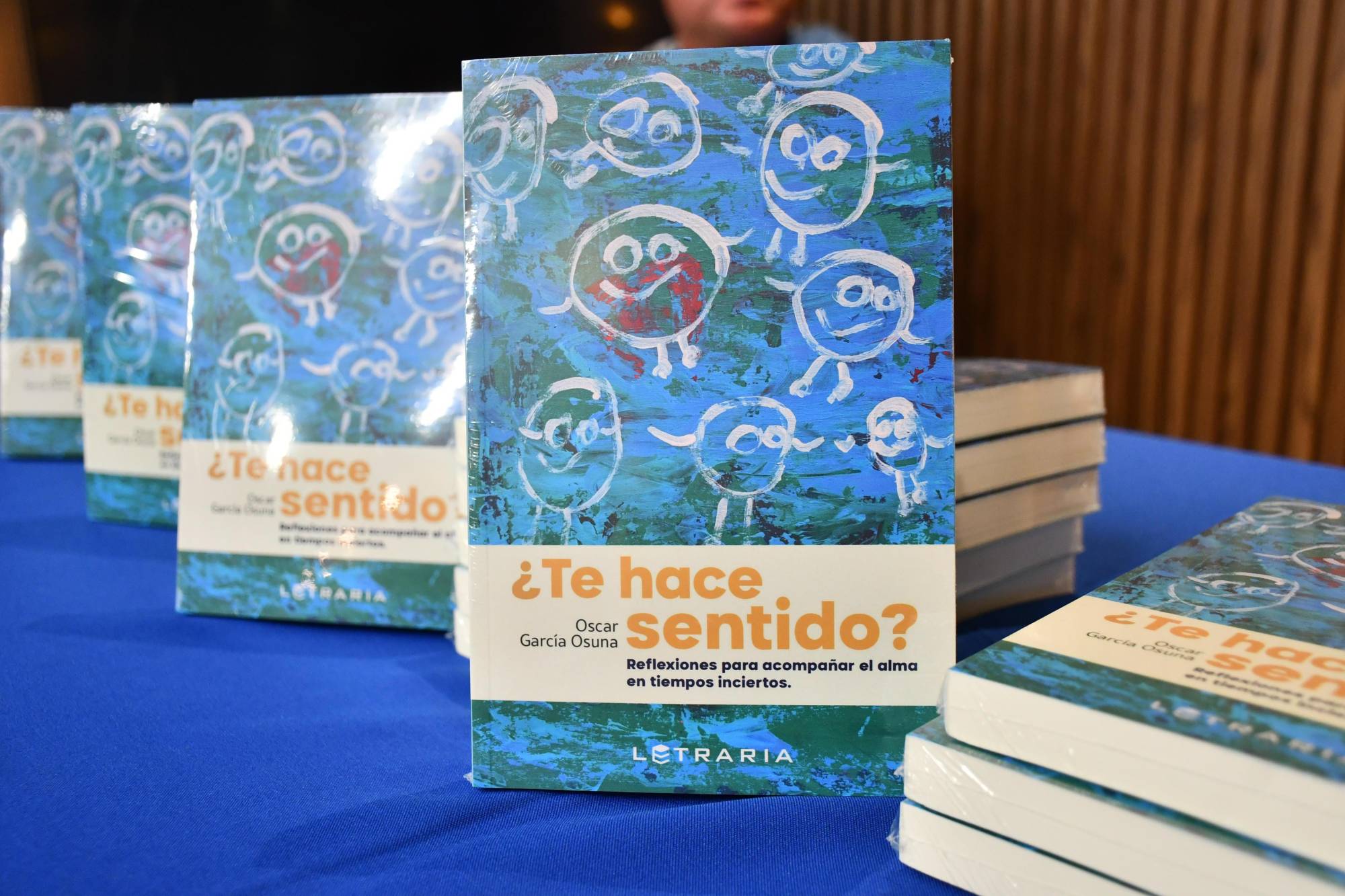 $!Llama Óscar García a la reflexión y a la transformación en su nuevo libro