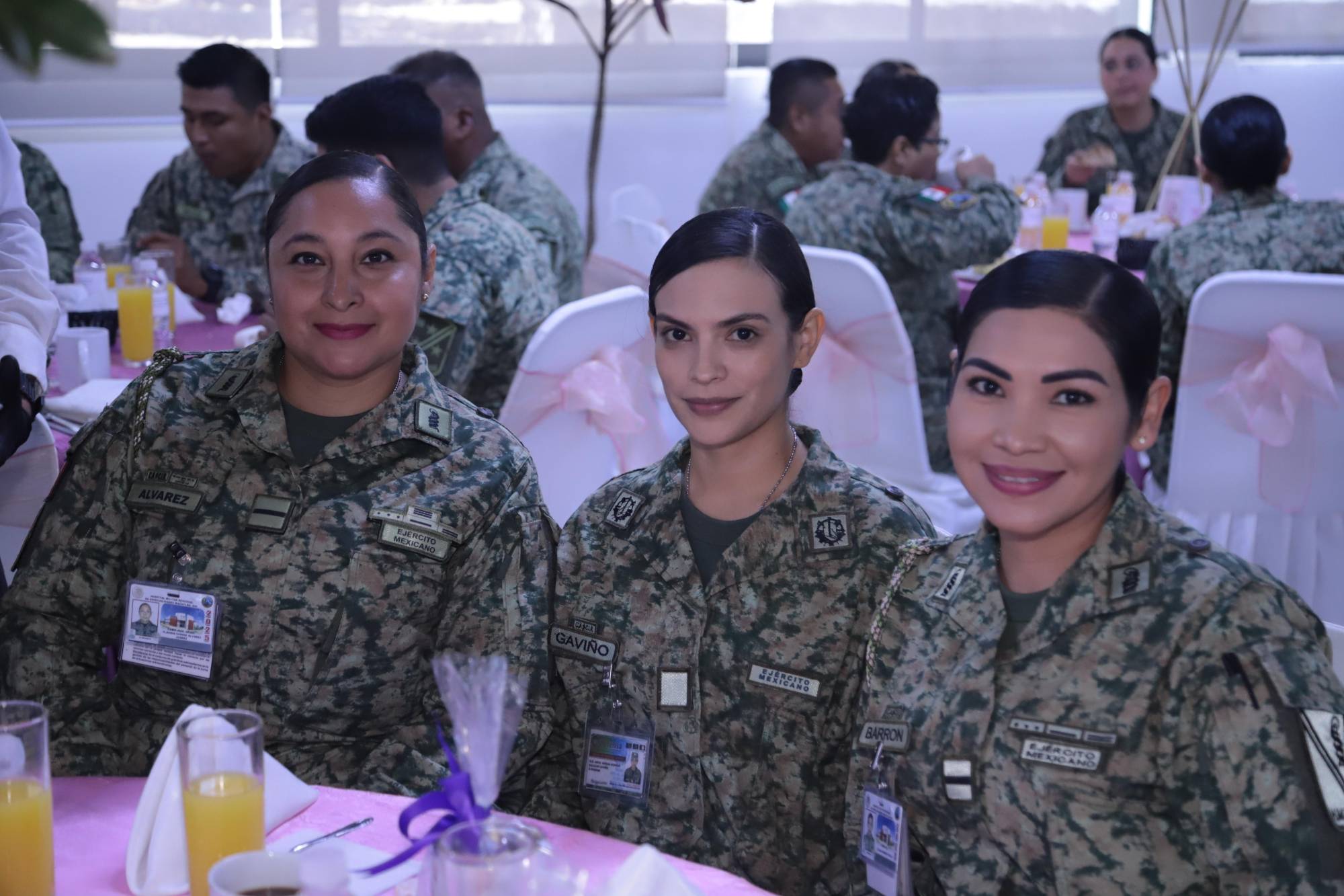 $!Claudia Ivonne Álvarez, Noemí Salazar y Liliana Barrón.