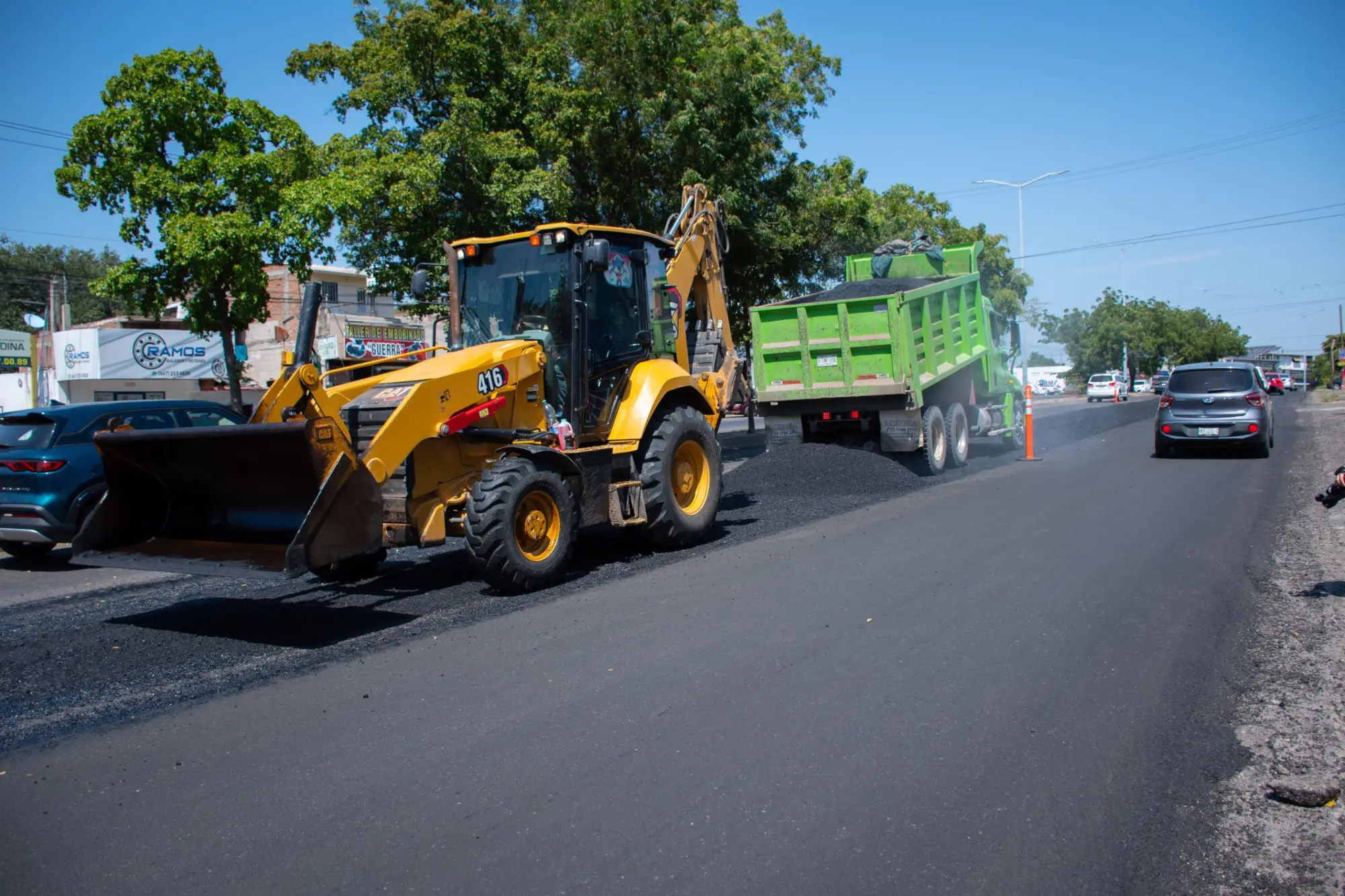 $!Suman 20 mil metros cuadrados de reencarpetados en Culiacán; avanzan obras en los bulevares José Limón y Zapata