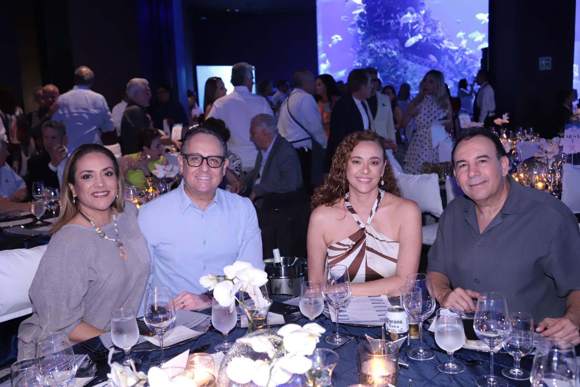 $!Ivette Arámburo de Velarde, Raymundo Velarde Miller, Sofía Rico de Peña y Cristóbal Peña.