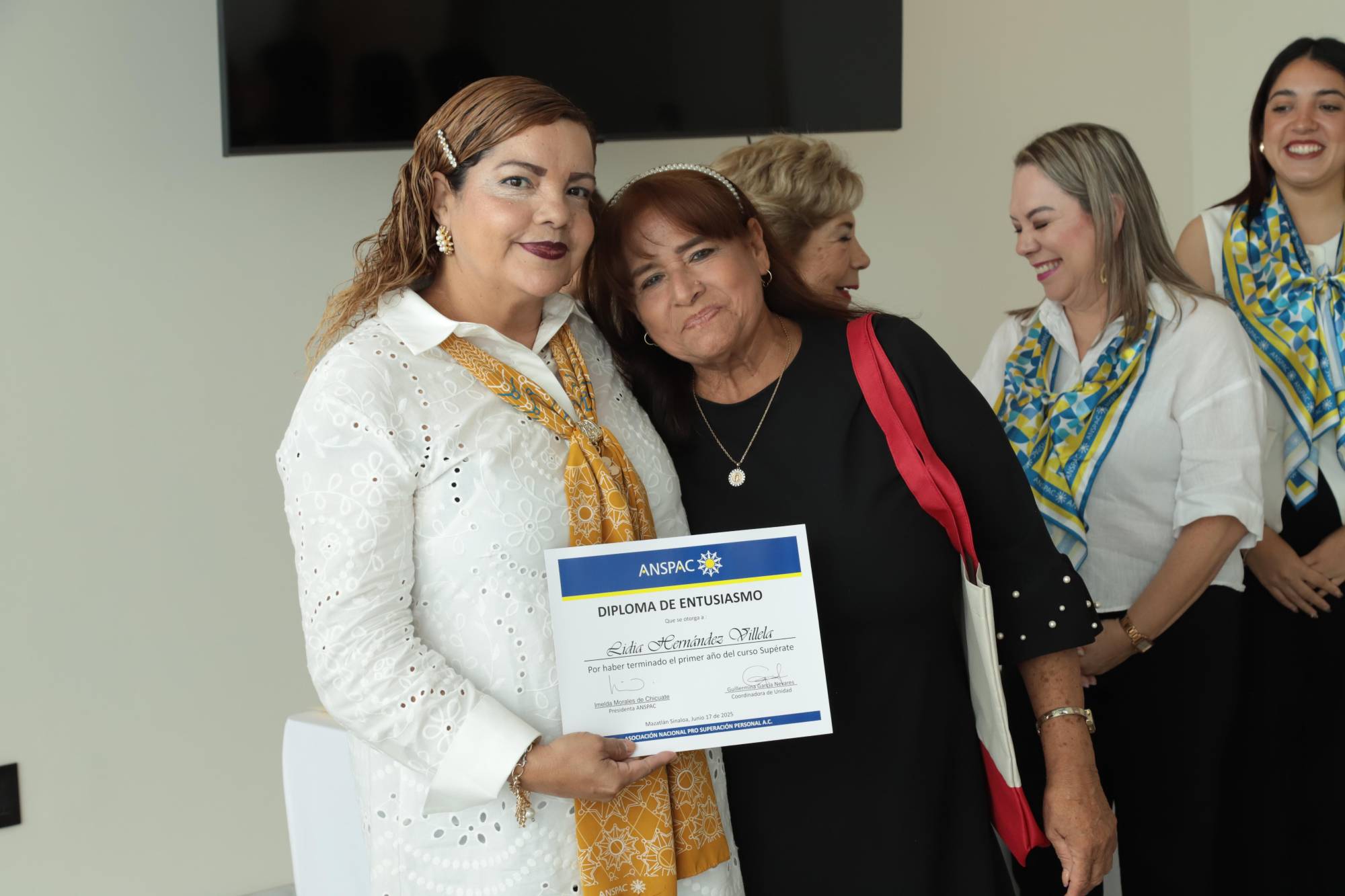 $!Leticia Sánchez y Lidia Hernández.