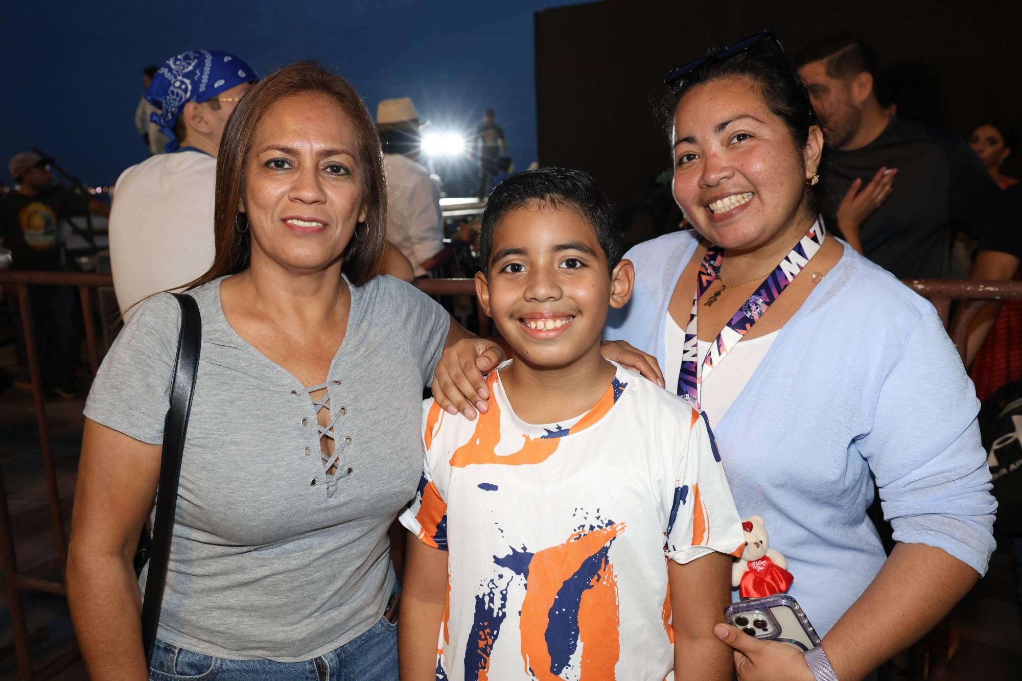 $!Calipsa Crespo, Dilan Crespo y Beatriz Fonseca.