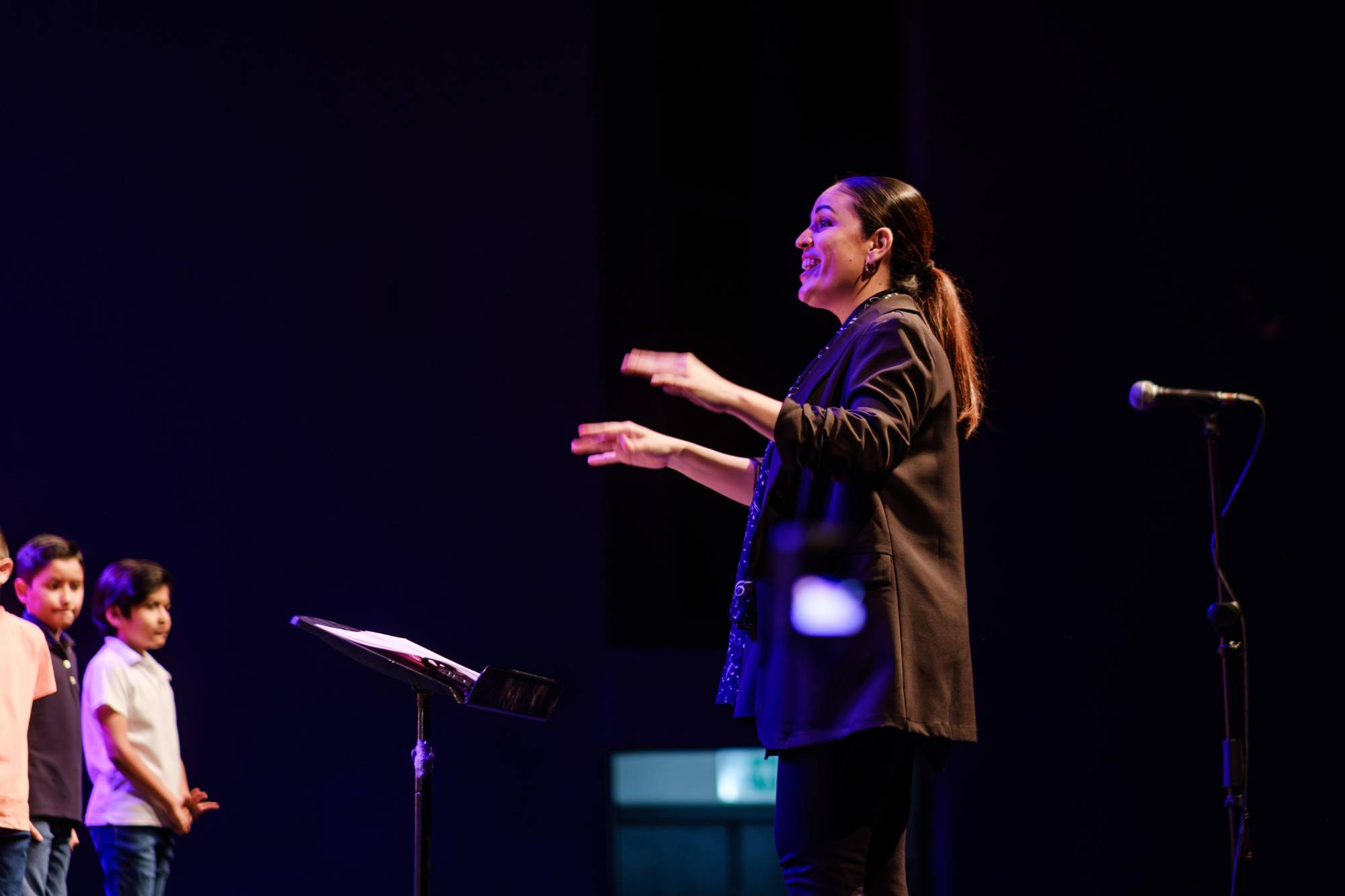 $!Los grupos estuvieron bajo la dirección de Perla Orrantia y con el acompañamiento en piano de Lilia Valdespino.