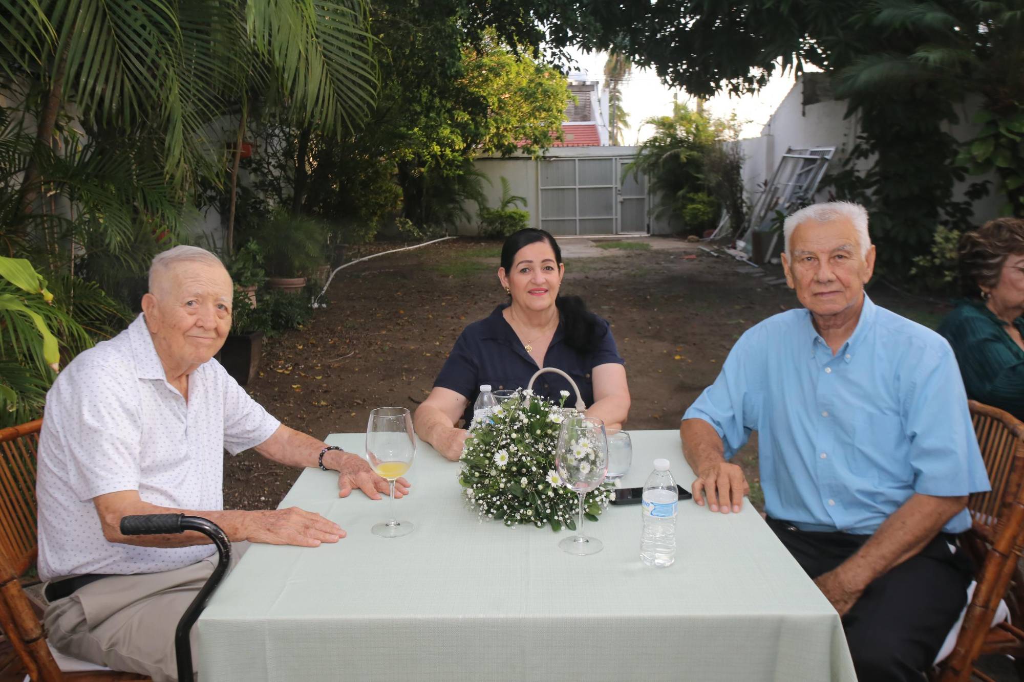 $!Jesús Lizárraga, Ana Alicia García y Arturo Briseño.