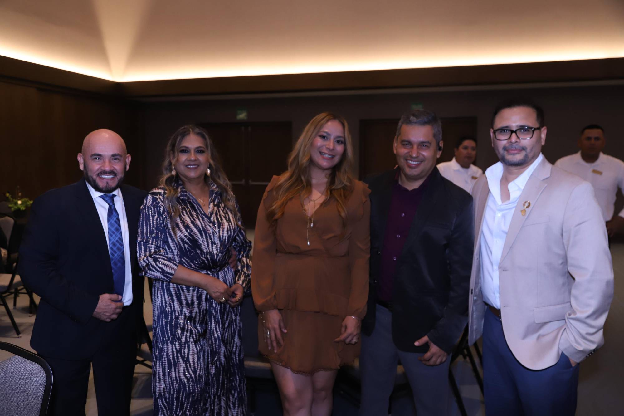 $!Pedro Uzeta, Lety Ramírez, Denisse Dévora, René Gutiérrez y Fernando Cabrales.