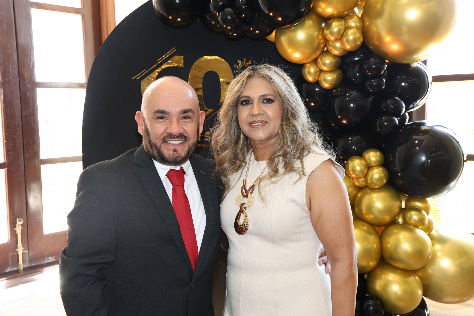 $!Pedro Uzeta y Leticia Ramírez.