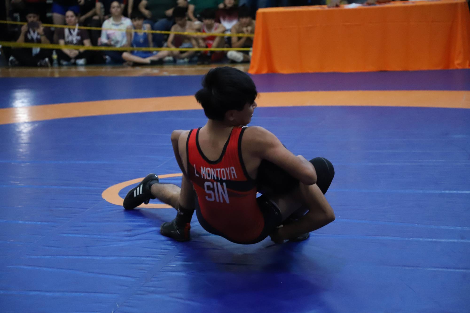 $!Ahome arrasa en handball estatal; Culiacán domina luchas con 32 oros