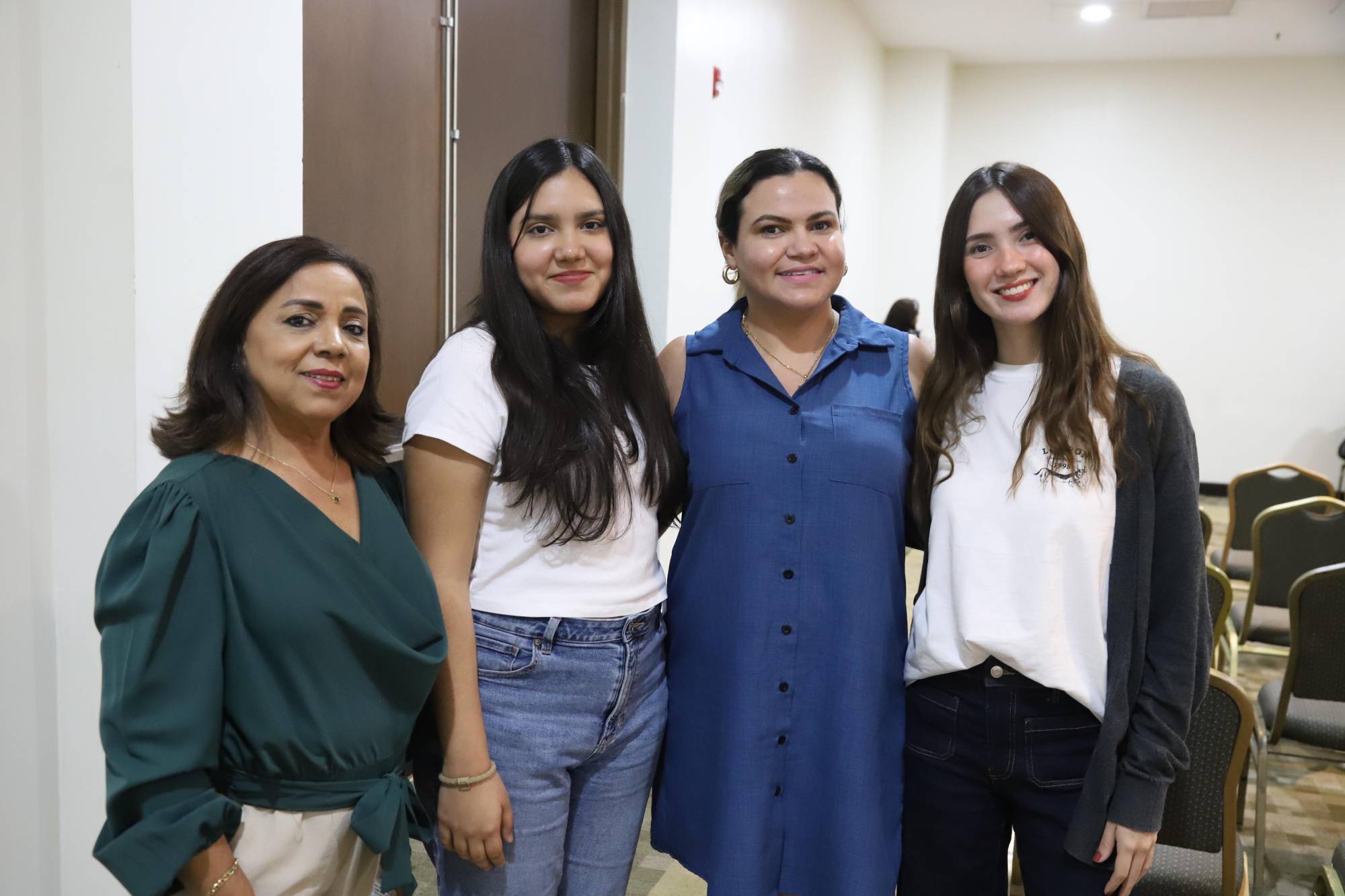 $!Araceli Camberos, Valeria Ortega, Ángela González y Yolanda Huerta.