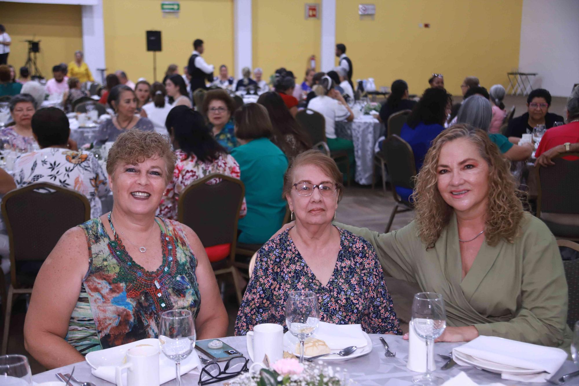 $!Sofía Morales, Gloria Moreno y Graciela Gutiérrez.