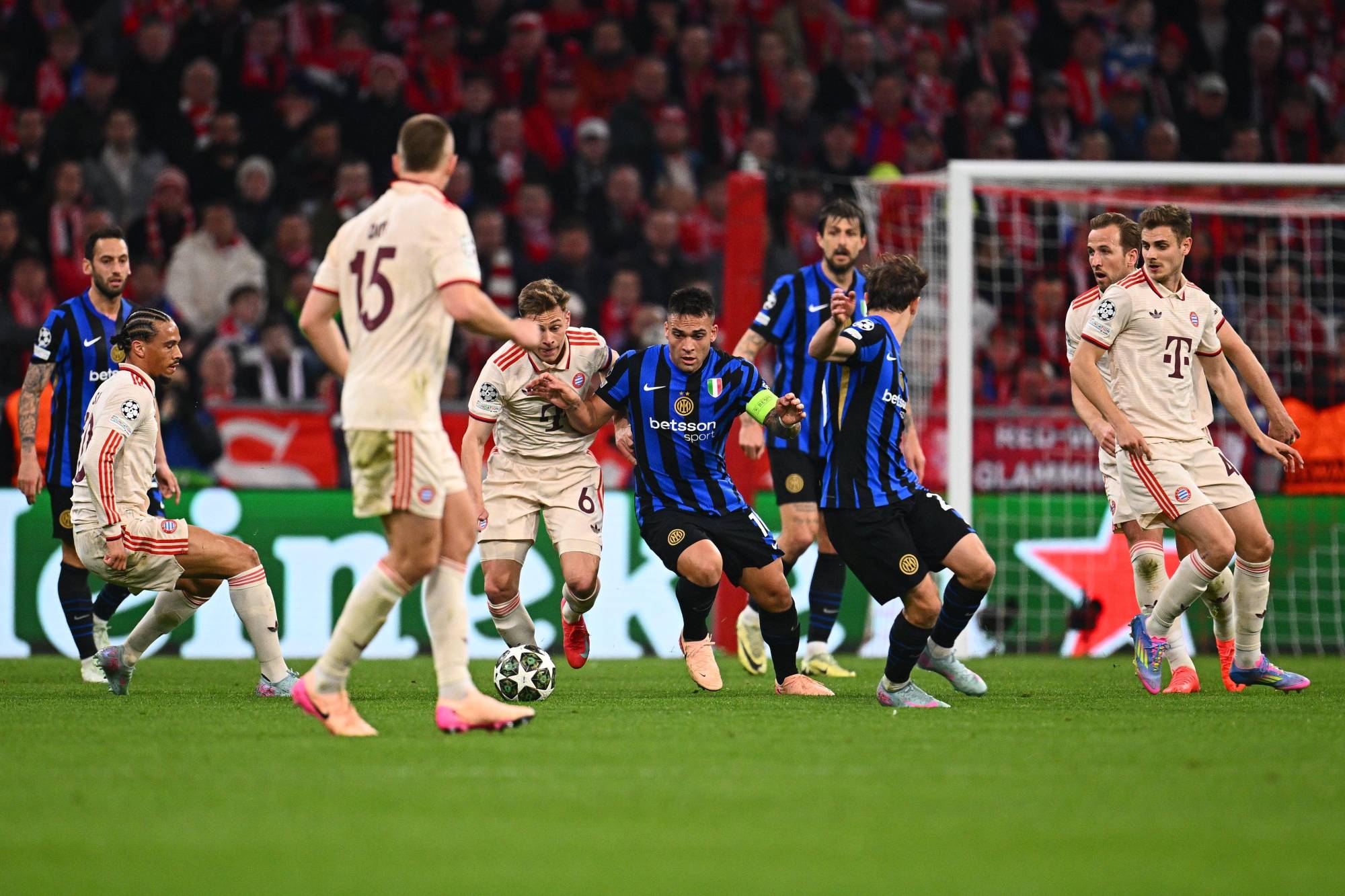 $!Arsenal e Inter llevan contra las cuerdas a dos ogros de la Champions