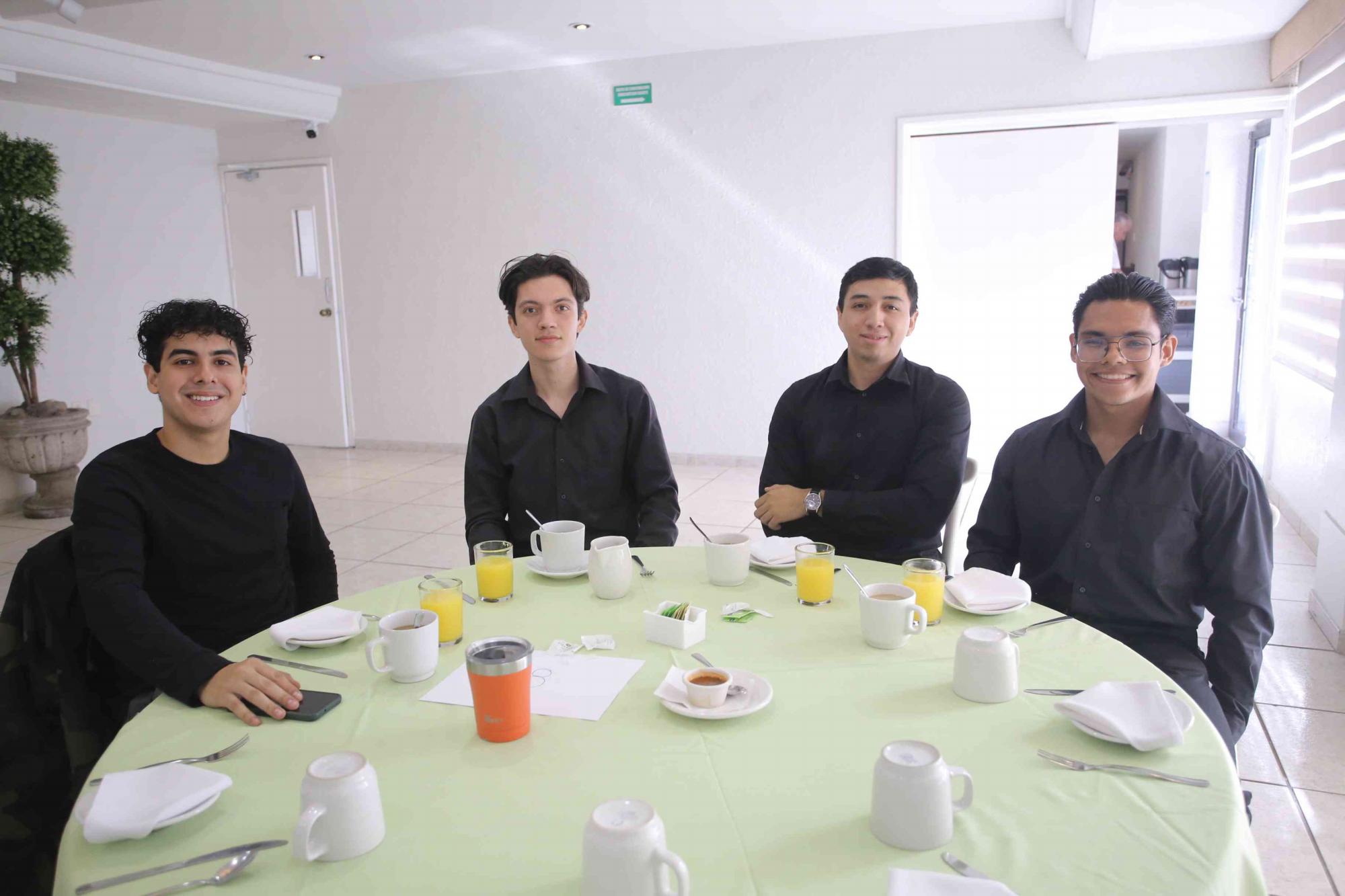 $!Max Vega, Efraín Garzón, Luis Gutiérrez y Othón Ruiz.