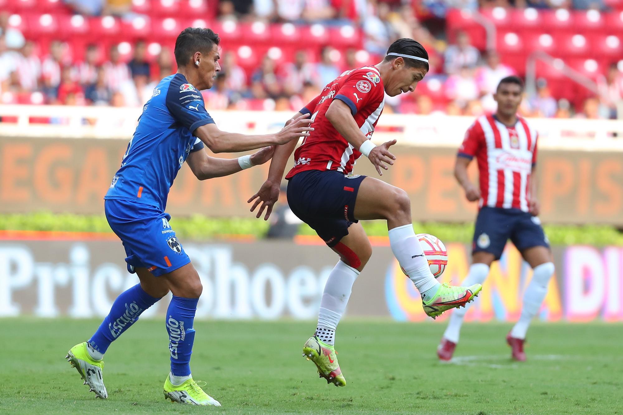 $!Chivas sorprende al derrotar al líder Monterrey con gol de Santiago Ormeño