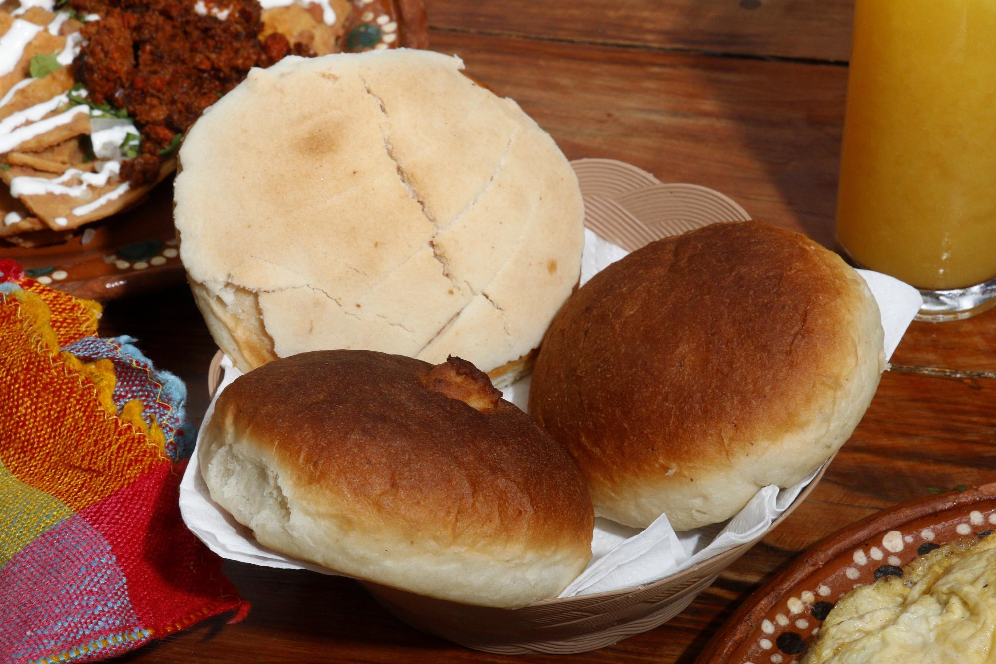 $!Los desayunos, acompañados del pan tradicional de mujer, un manjar.