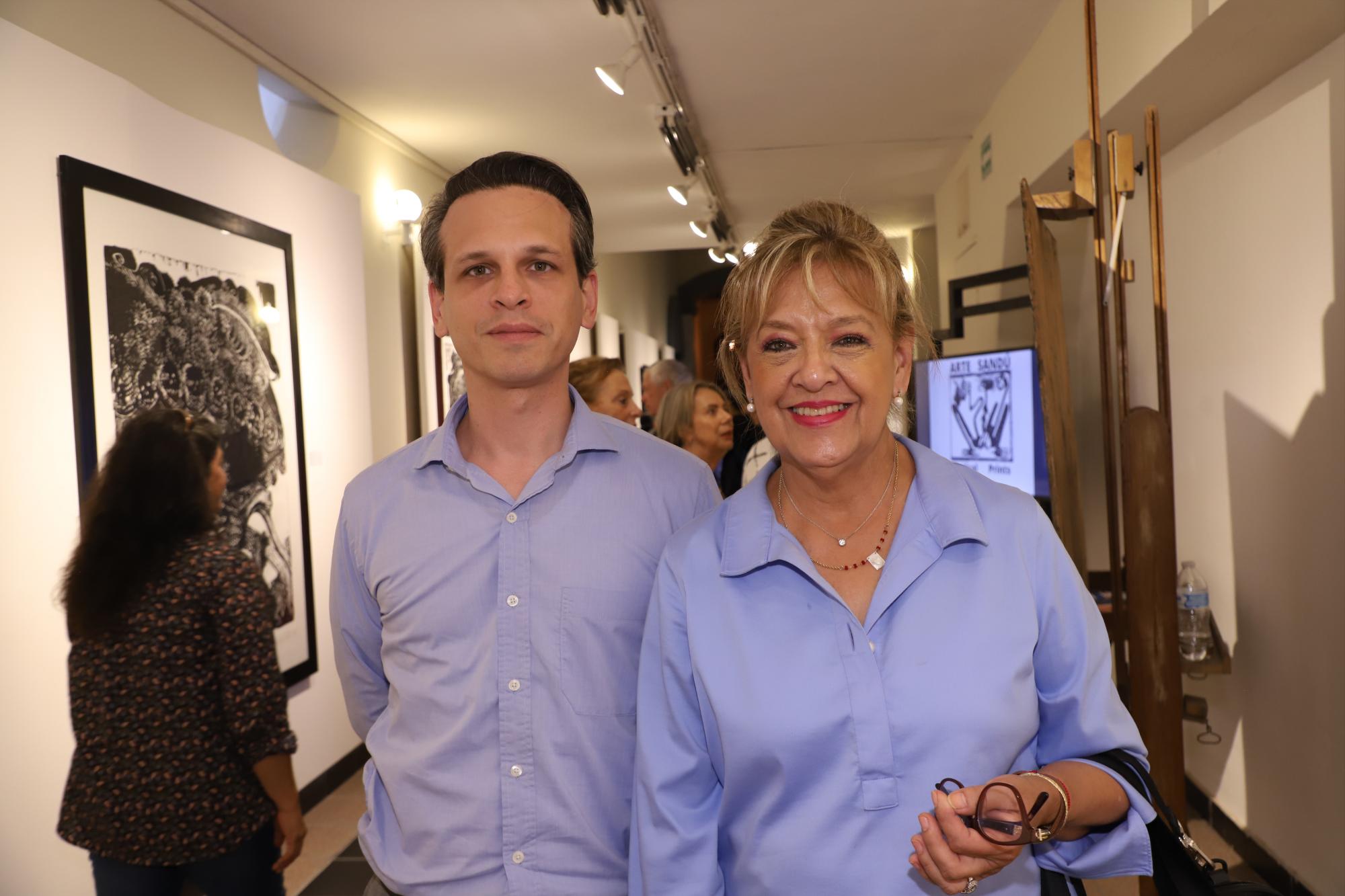 $!Marco Araiza y Esthela Arroyo de Araiza.