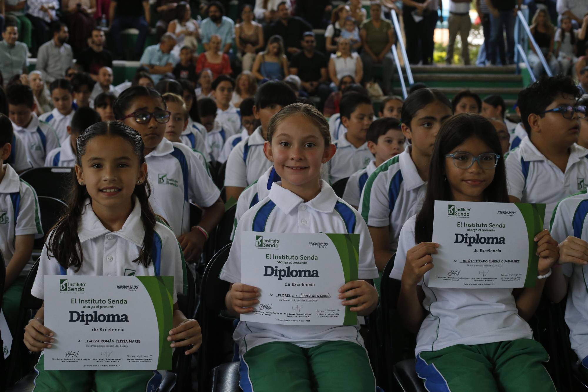 $!Elissa Garza, Ana María Flores y Jimena Dueñas, felices con sus resultados.