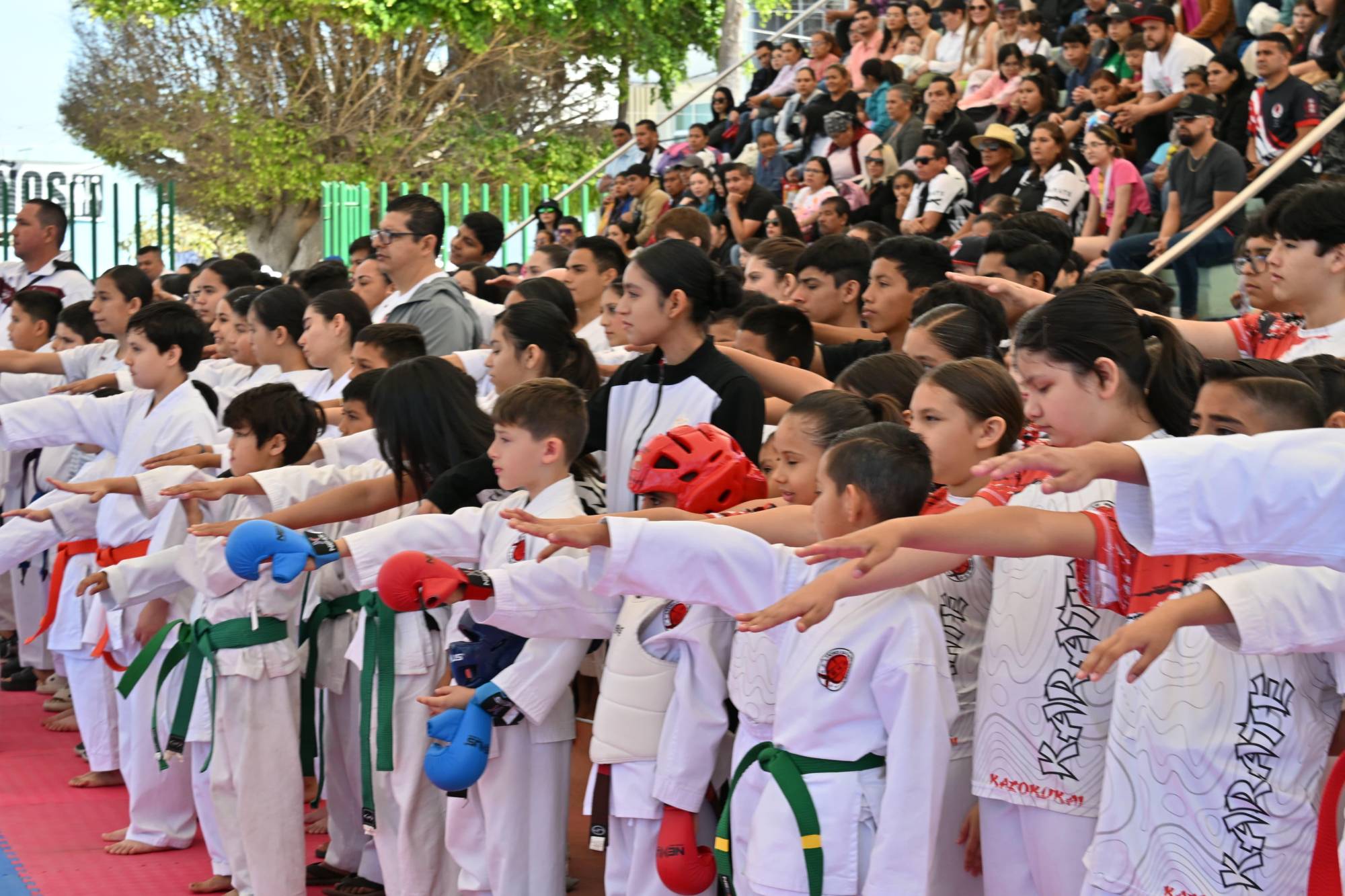 $!El karate llena de emociones la cancha Martiniano Carvajal