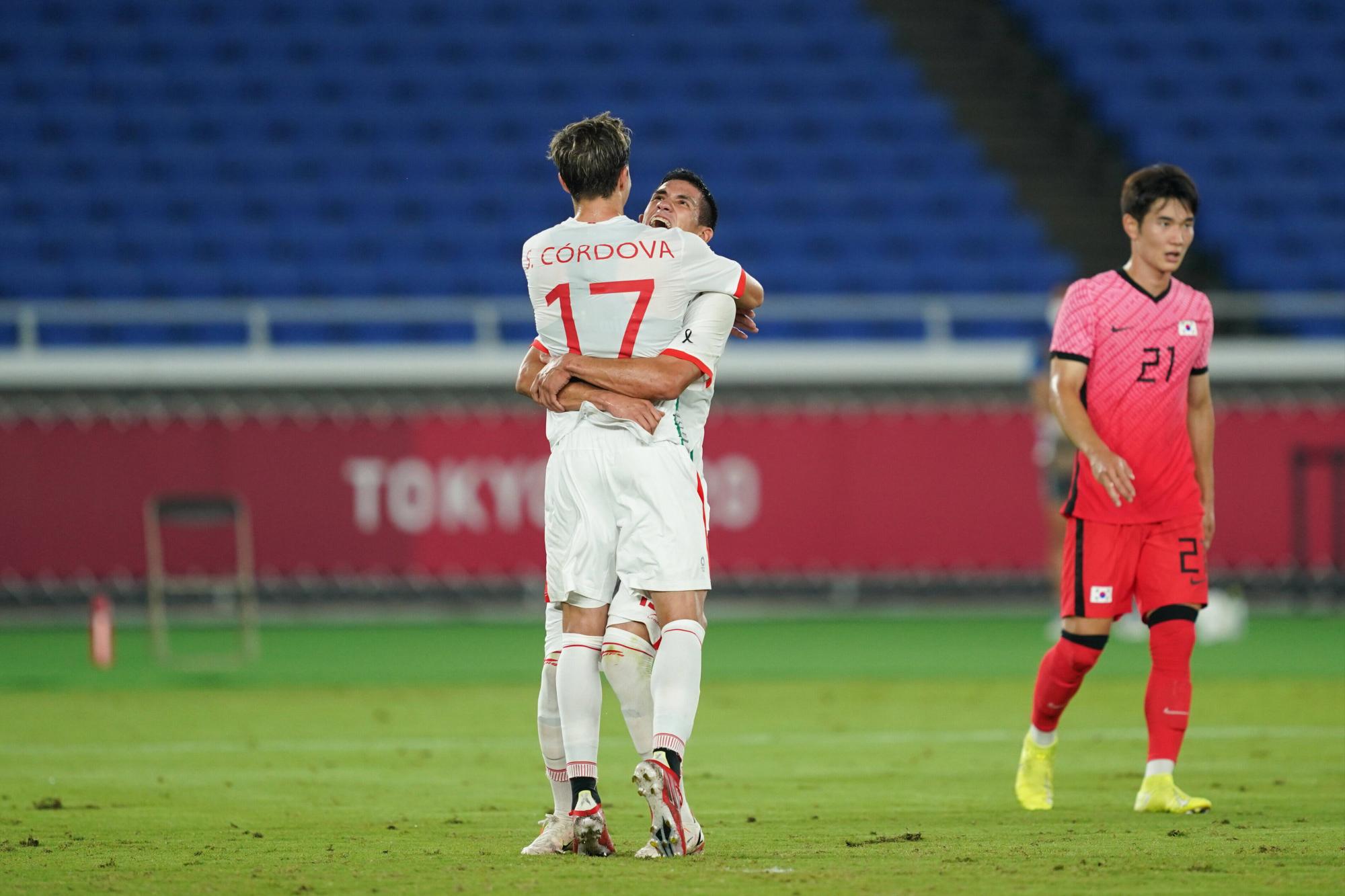 $!México golea 6-3 a Corea y se medirá a Brasil en semifinales del futbol en Tokio 2020