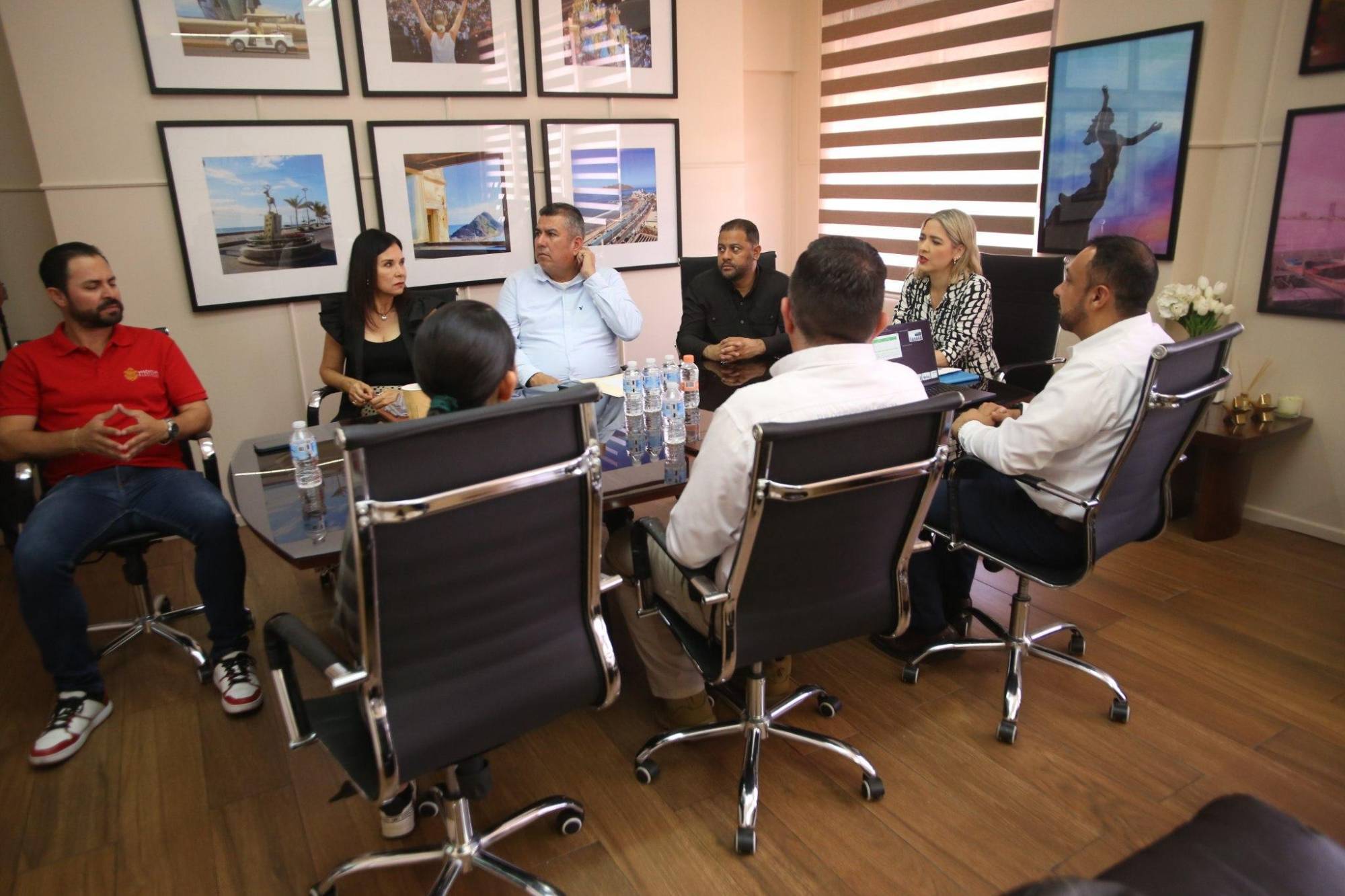 $!Se reúne Alcaldesa de Mazatlán con CFE