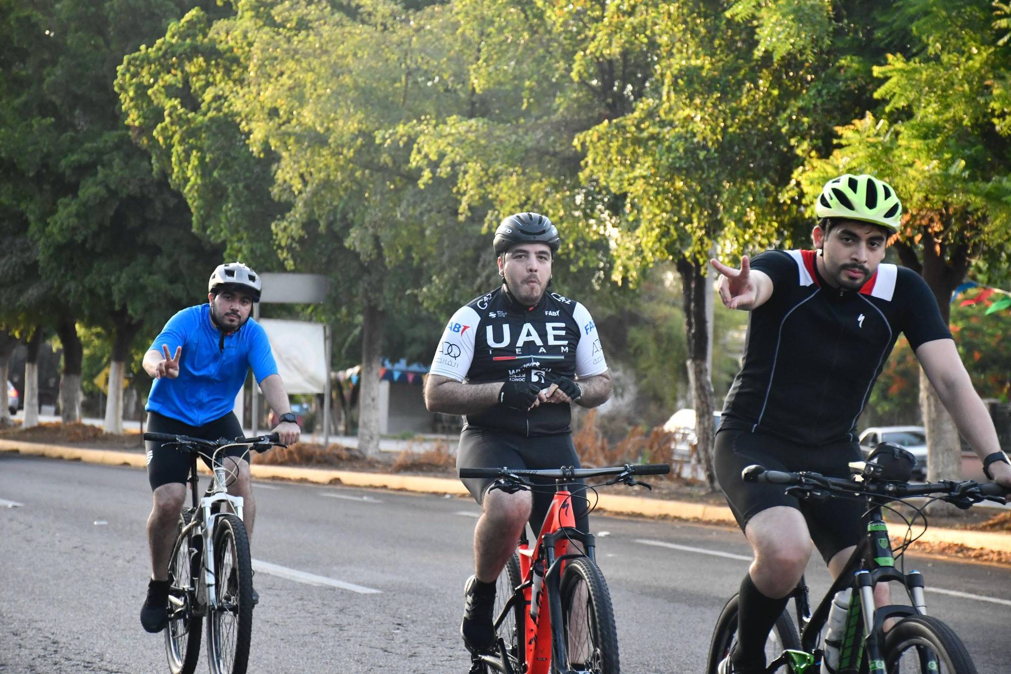 $!Promueven la reactivación económica y el deporte con rodada de Culiacán a Altata