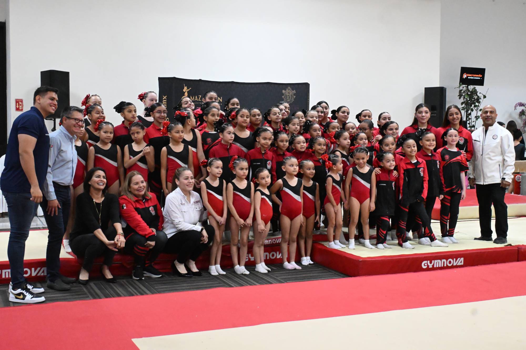 $!Llena la gimnasia de talento a Mazatlán