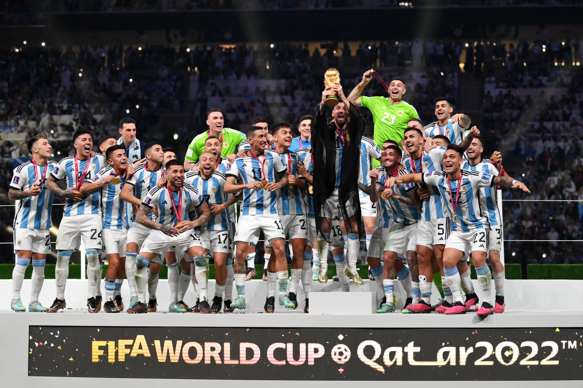 $!AMLO celebra triunfo de Argentina en Mundial de Qatar; como por mandato divino, dice