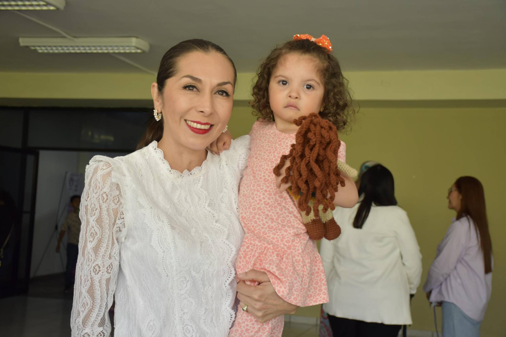 $!Ana Cecilia Moreno y su hija Ana Maria.