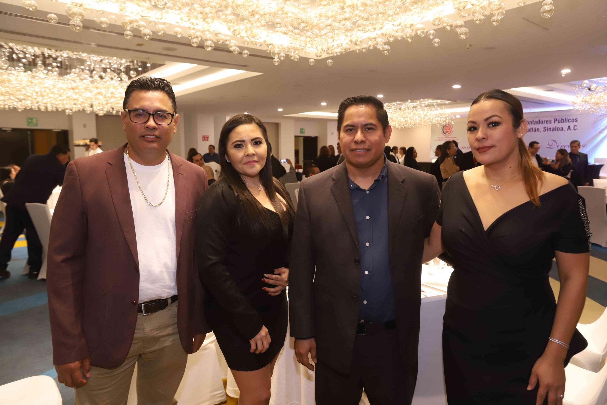 $!Emmanuel González, Yenci Vega, Manuel Santiago y Sonia Astorga.