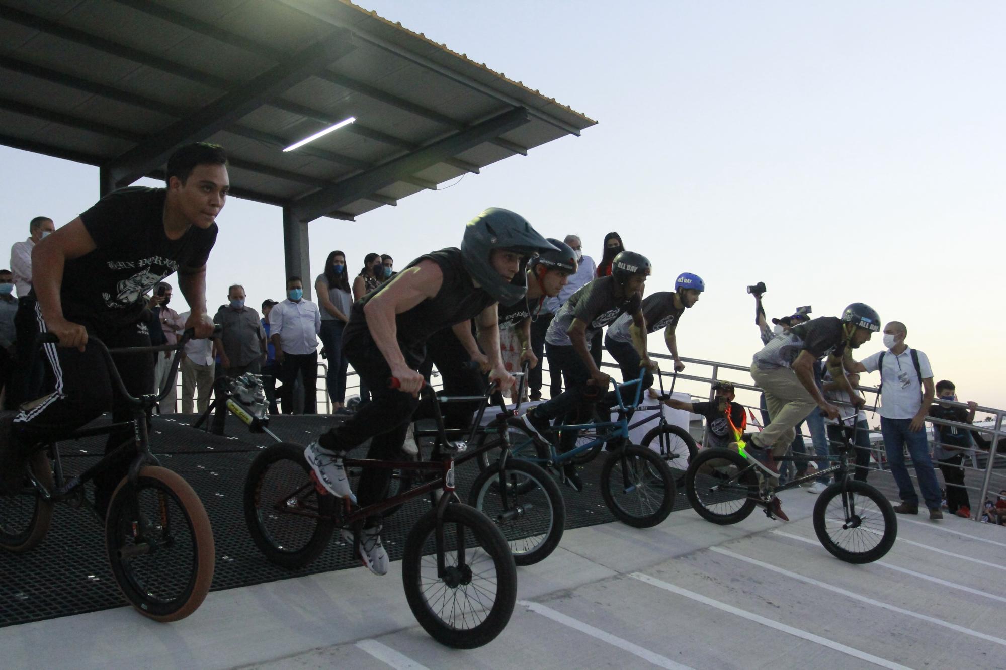 $!Inauguran Centro de Alto Rendimiento Deportivo del ISDE, en Culiacán