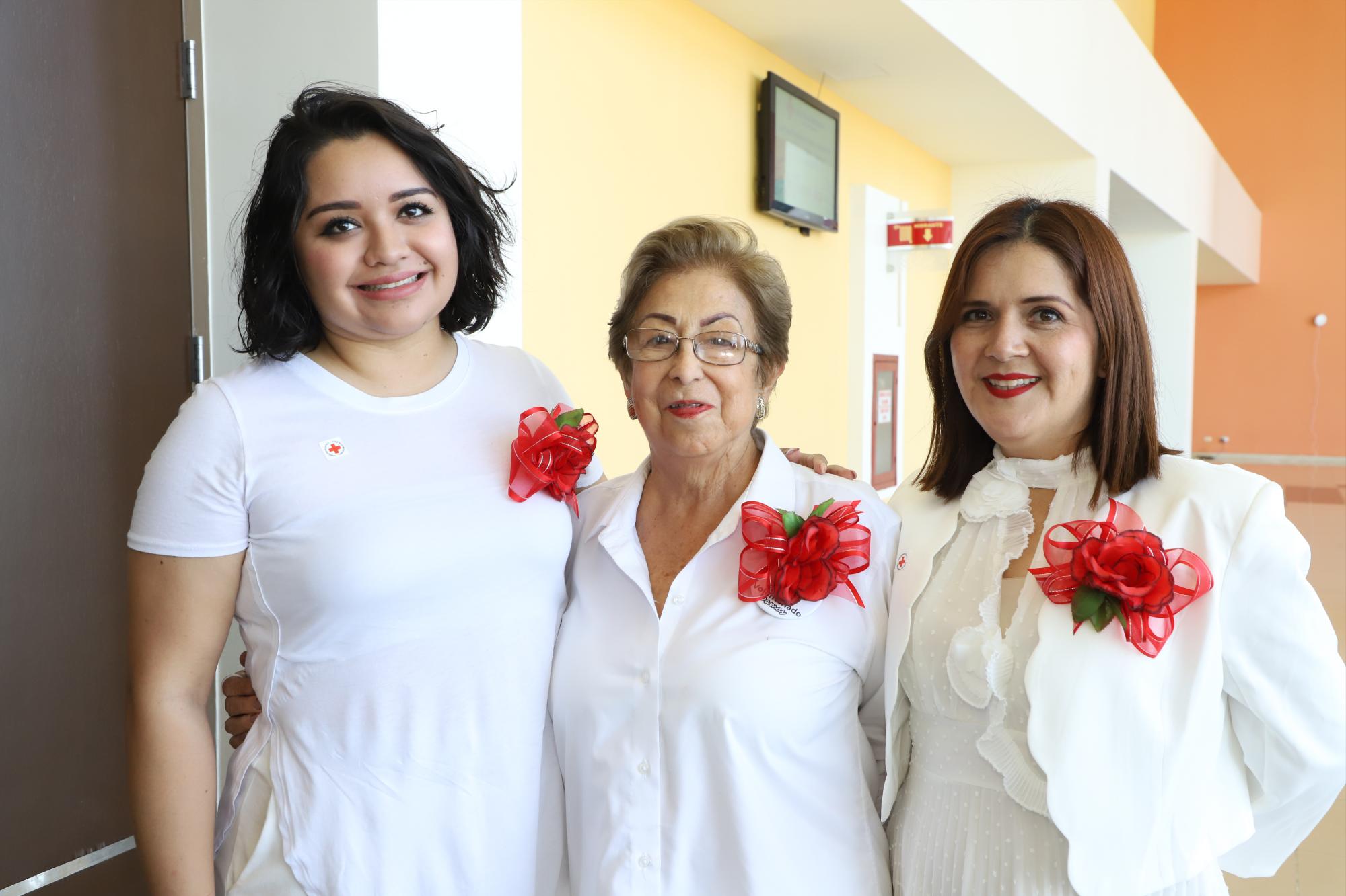 $!Jaqueline Valerio, Maru de Tirado y Lizeth León.