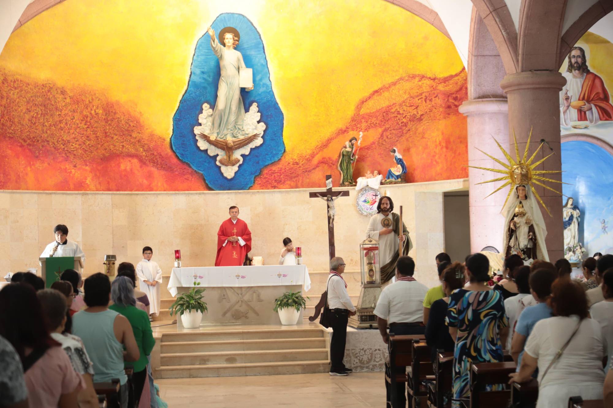 $!Piden a la reliquia de San Judas Tadeo por la paz en Mazatlán