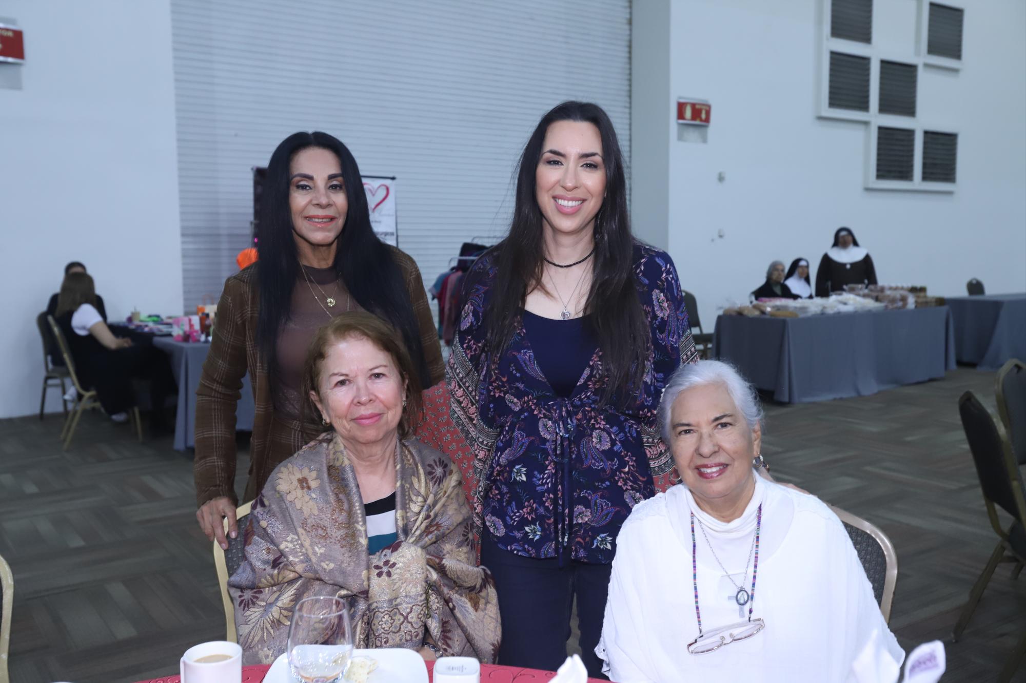 $!Cuquis Camberos, Rosalía Urquidy, Alma Urquidy y Conchita de Urquidy.