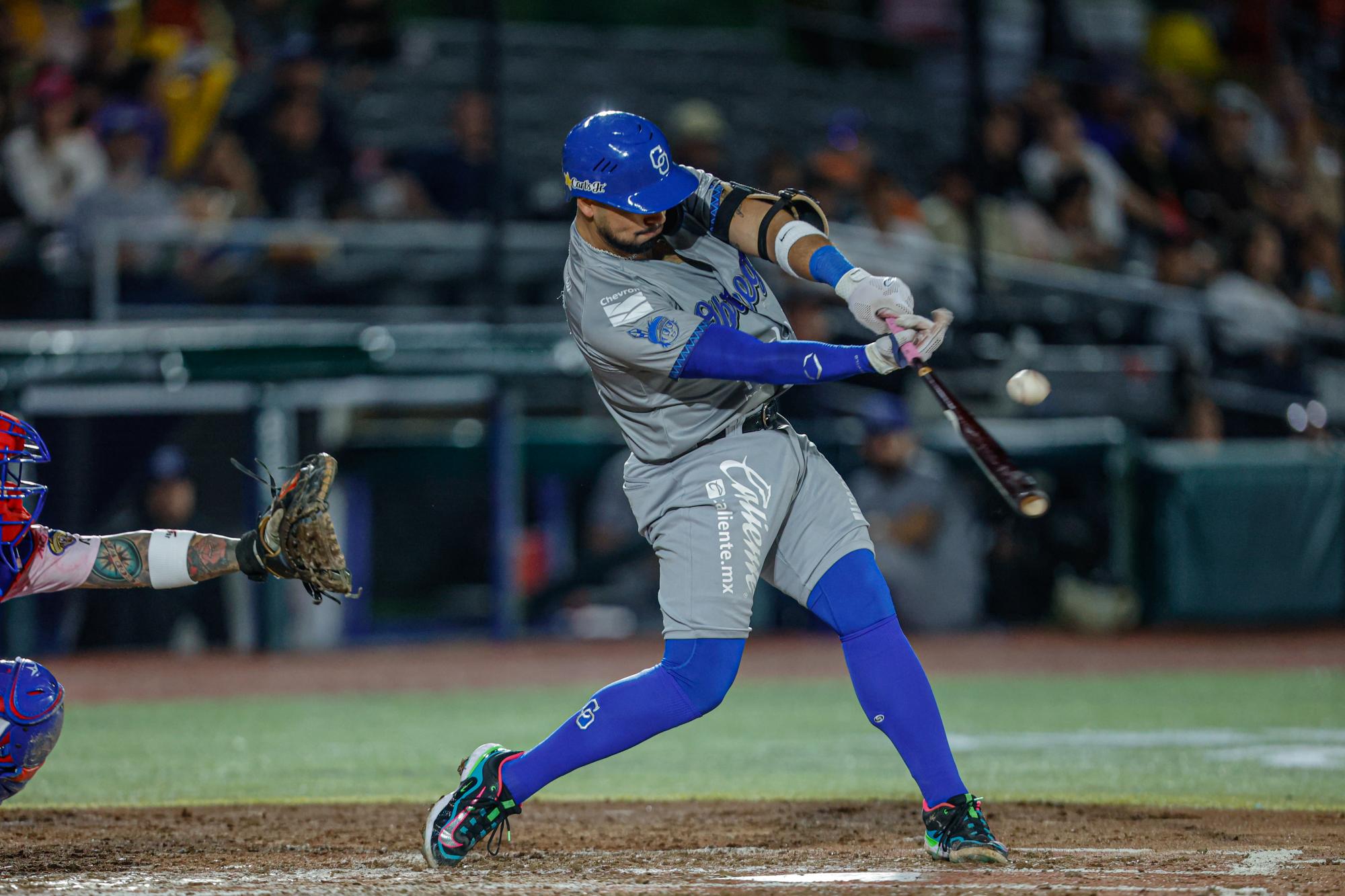 $!Toma Yaquis ventaja en inicio de serie ante Jalisco