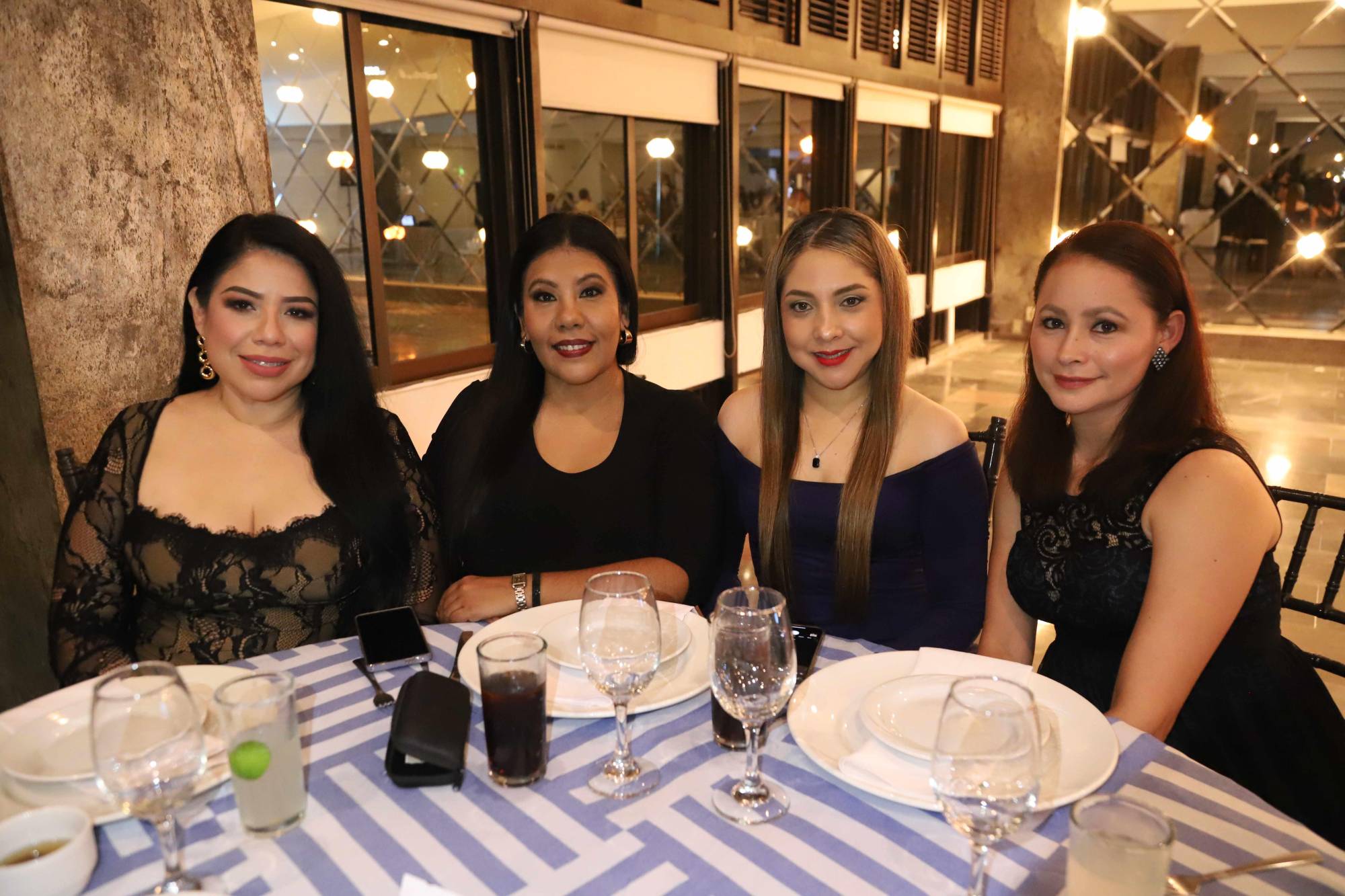 $!Cony Rodríguez, Carolina Pérez, Lorena Santillán y Ericka Álvarez.