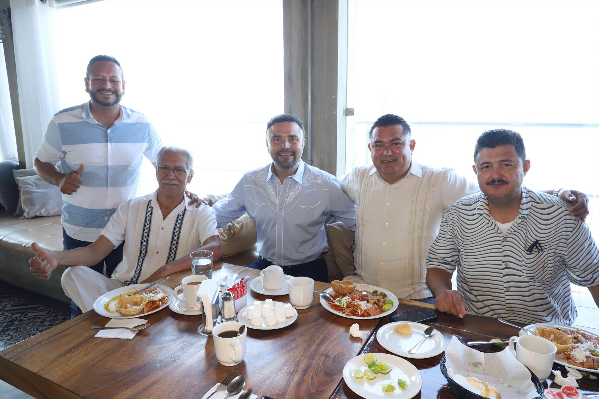 $!Tláloc Altamirano, José Núñez Ríos, Ramón Antonio Osuna, Fabián Canizalez y Luis Zataráin Vidrio.