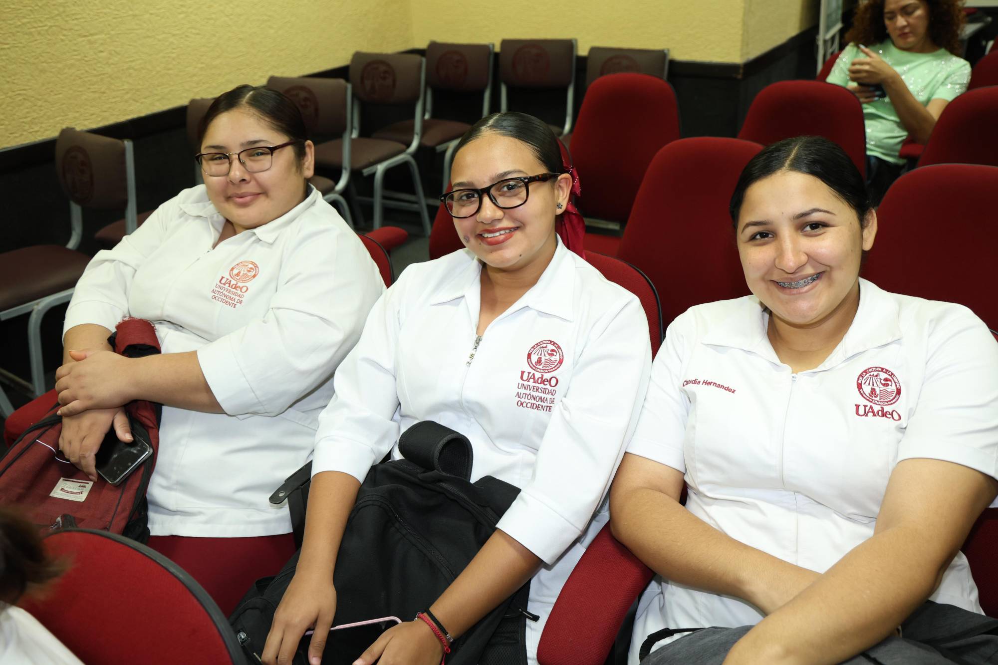 $!Cinthya Gárate, Monserrat Hernández y Claudia Díaz.