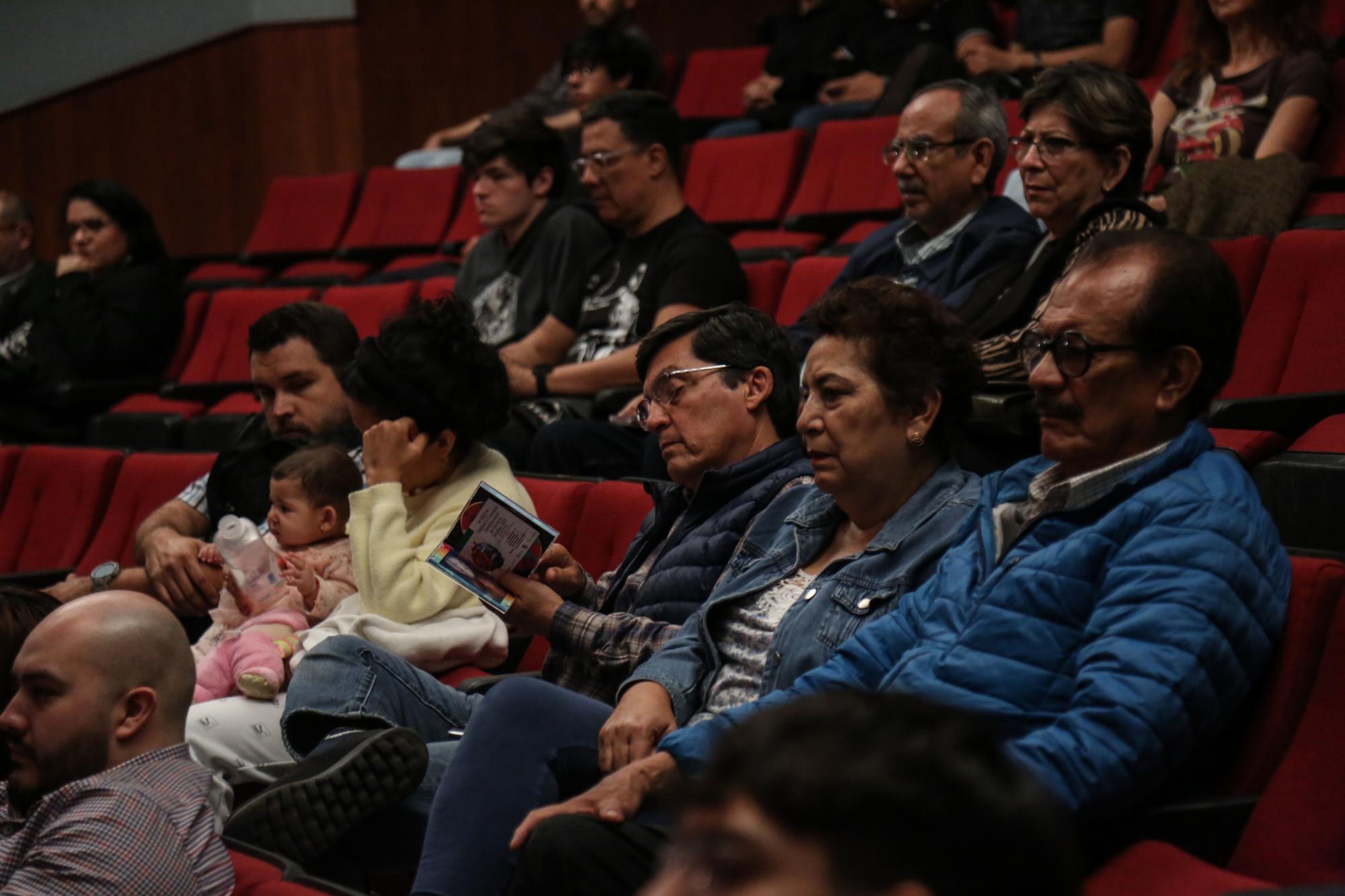 $!El público disfrutó del concierto.