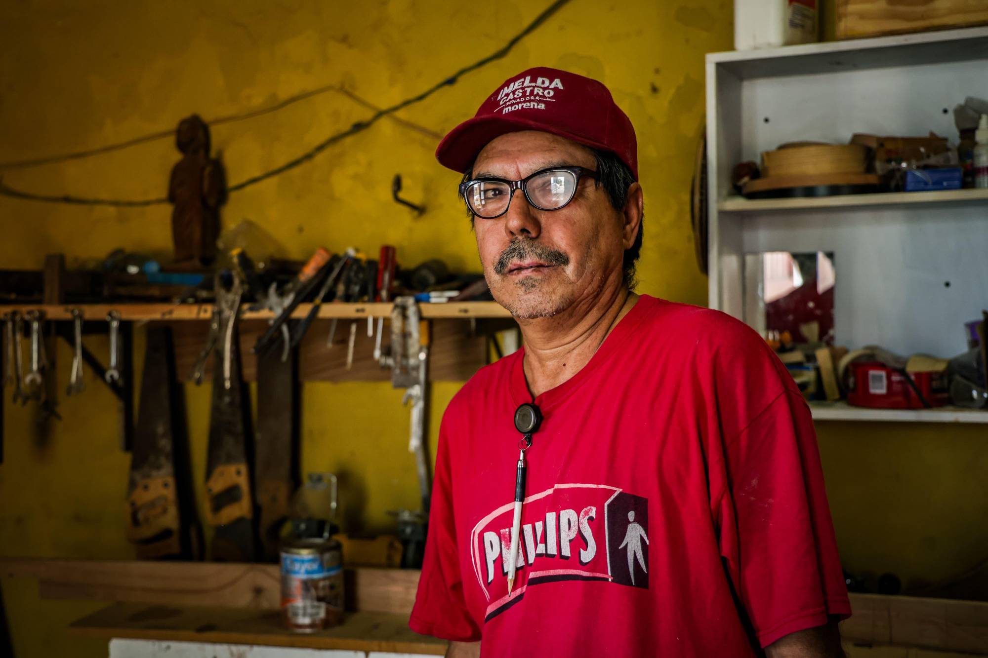 $!Una vida trabajando la madera, Evaristo y su amor a la carpintería