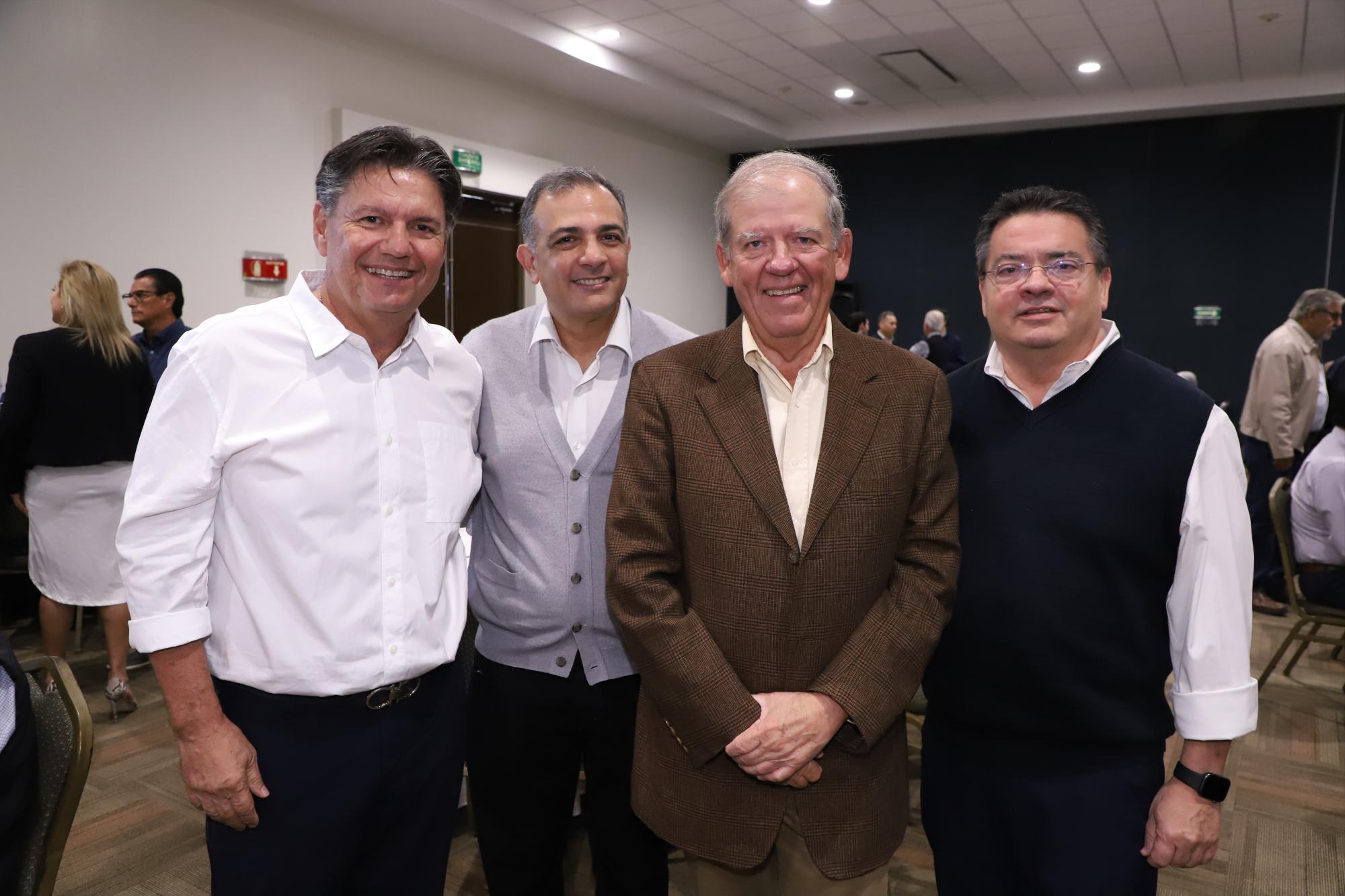 $!Ismael Barros Cebreros, Lino Suárez, Emilio Goicoechea y Javier Magaña.