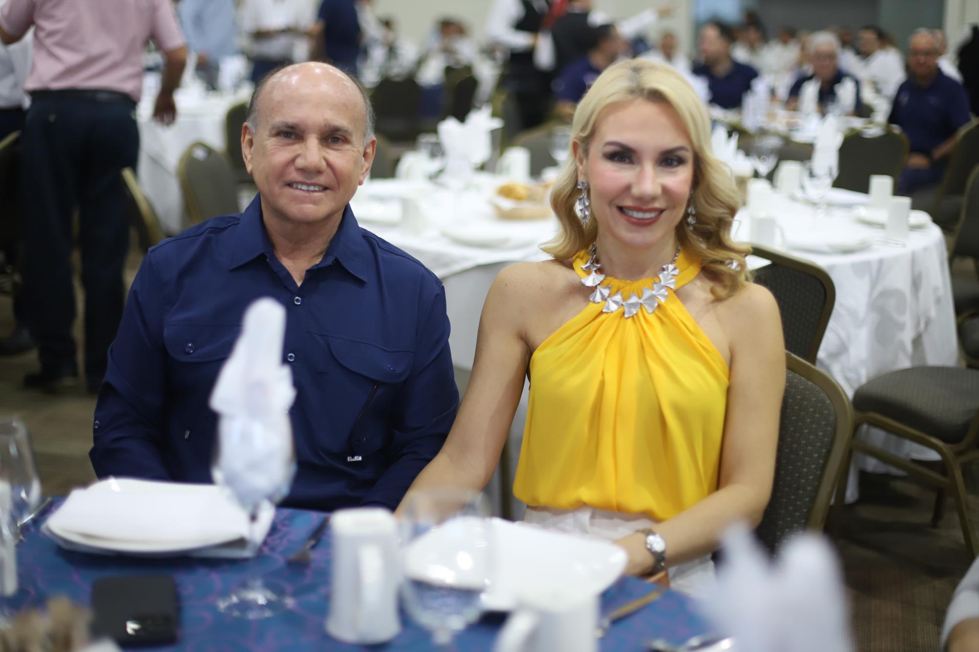 $!Ofrecen desayuno networking con Jesús Vizcarra Calderón