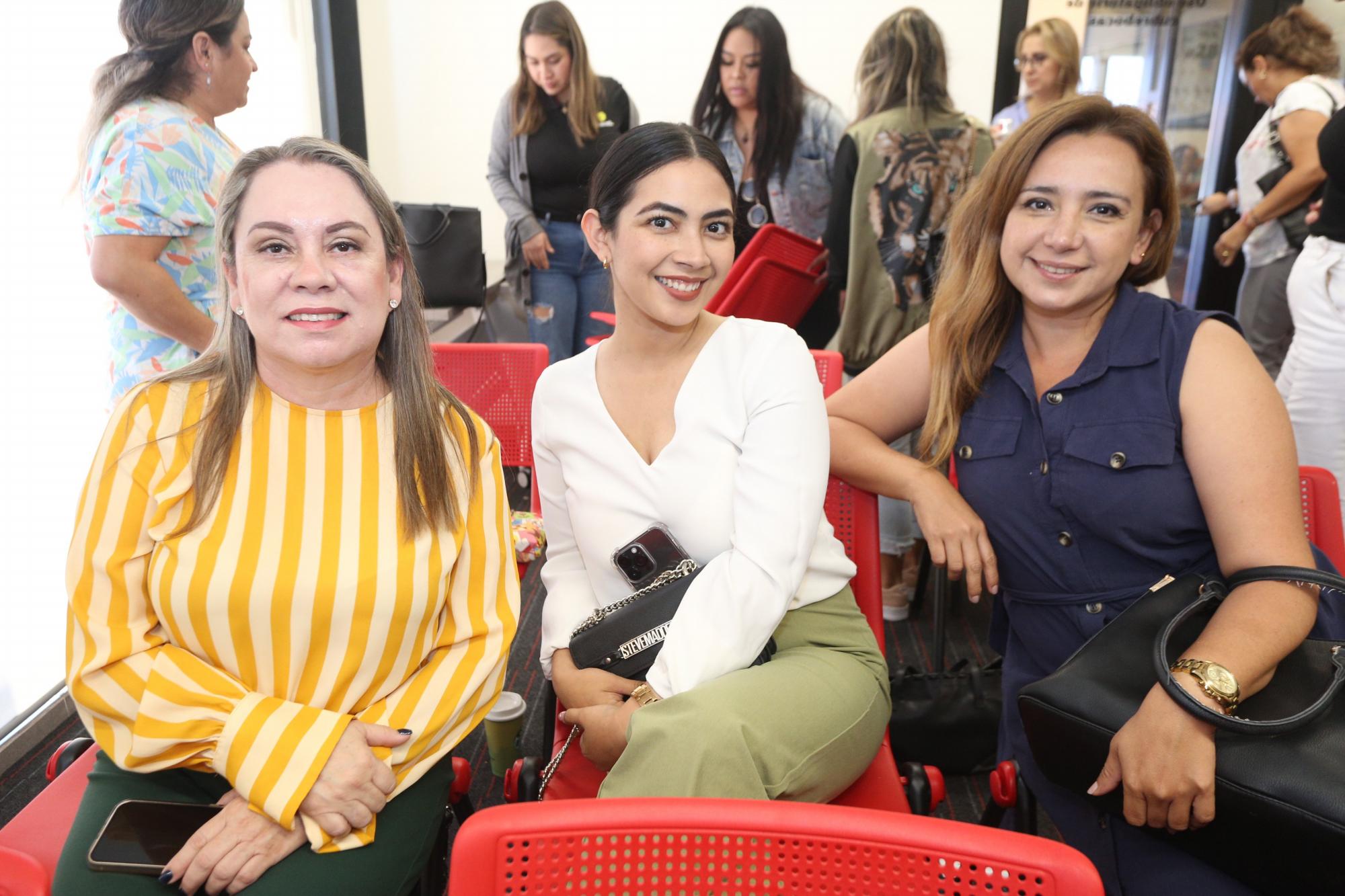 $!Elva Aguirre, Estefanía Ponzo y Vanessa Rodríguez.