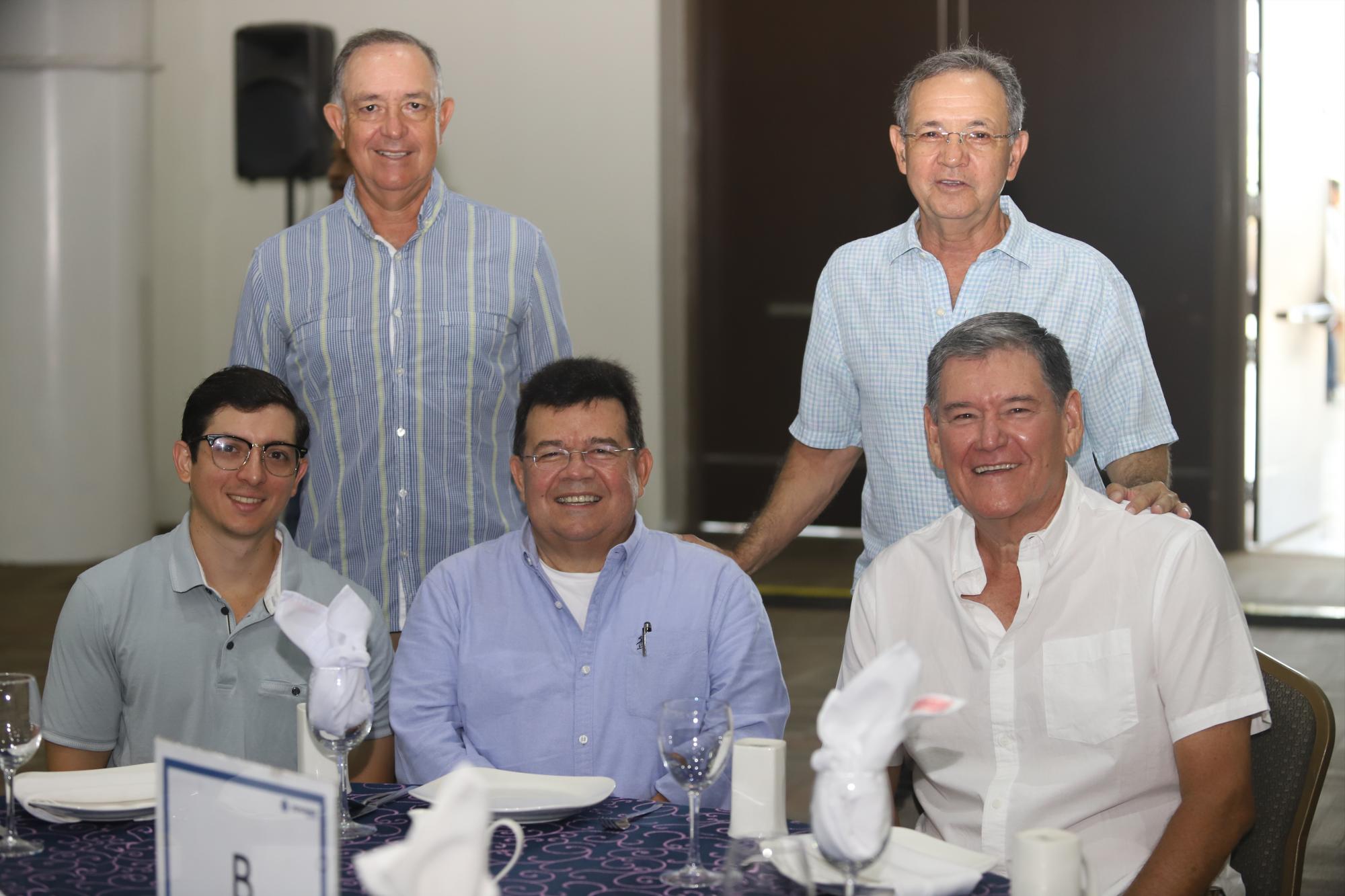 $!Ofrecen desayuno networking con Jesús Vizcarra Calderón