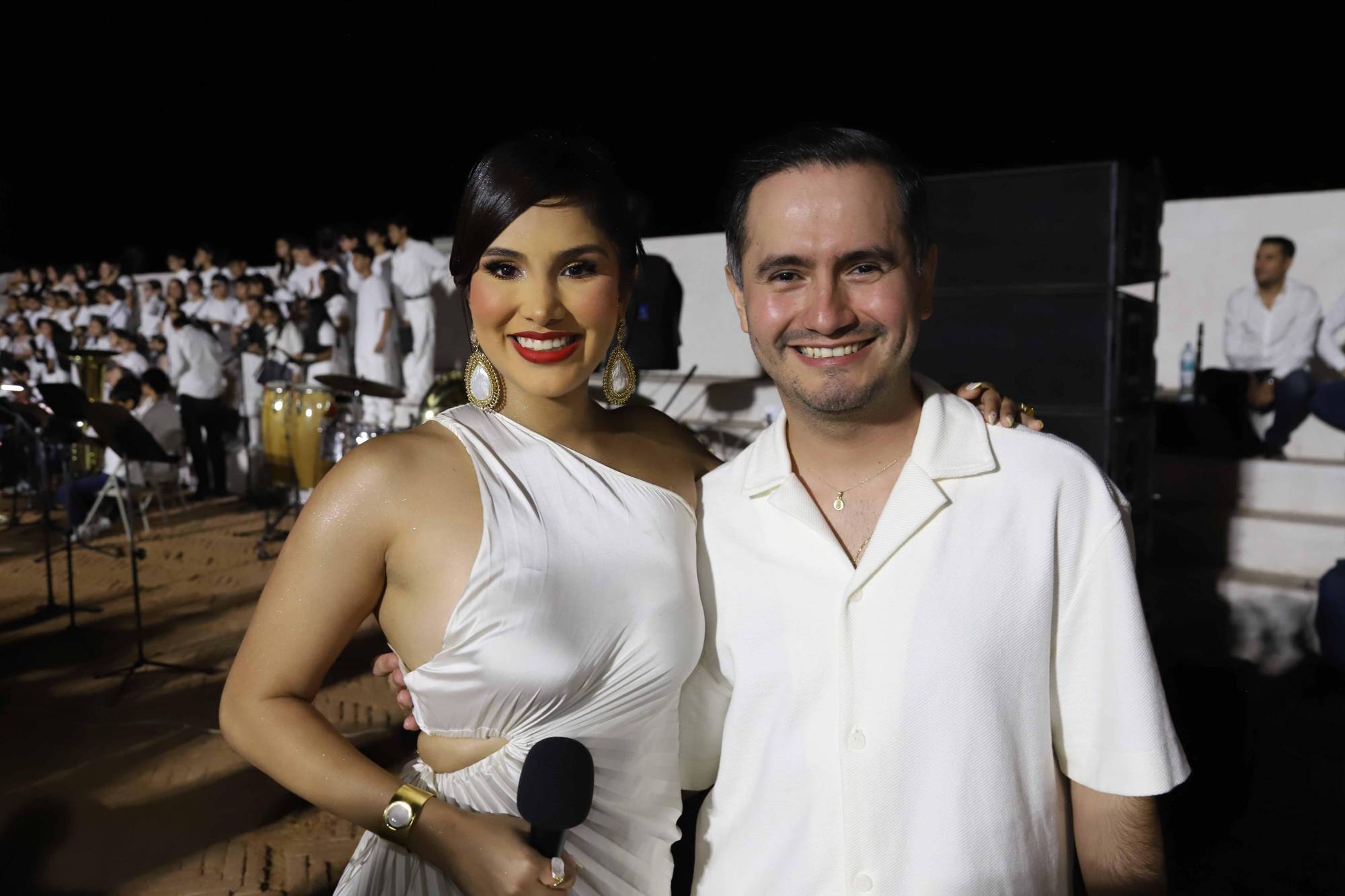 $!Samantha Bastidas y Francisco Garay.