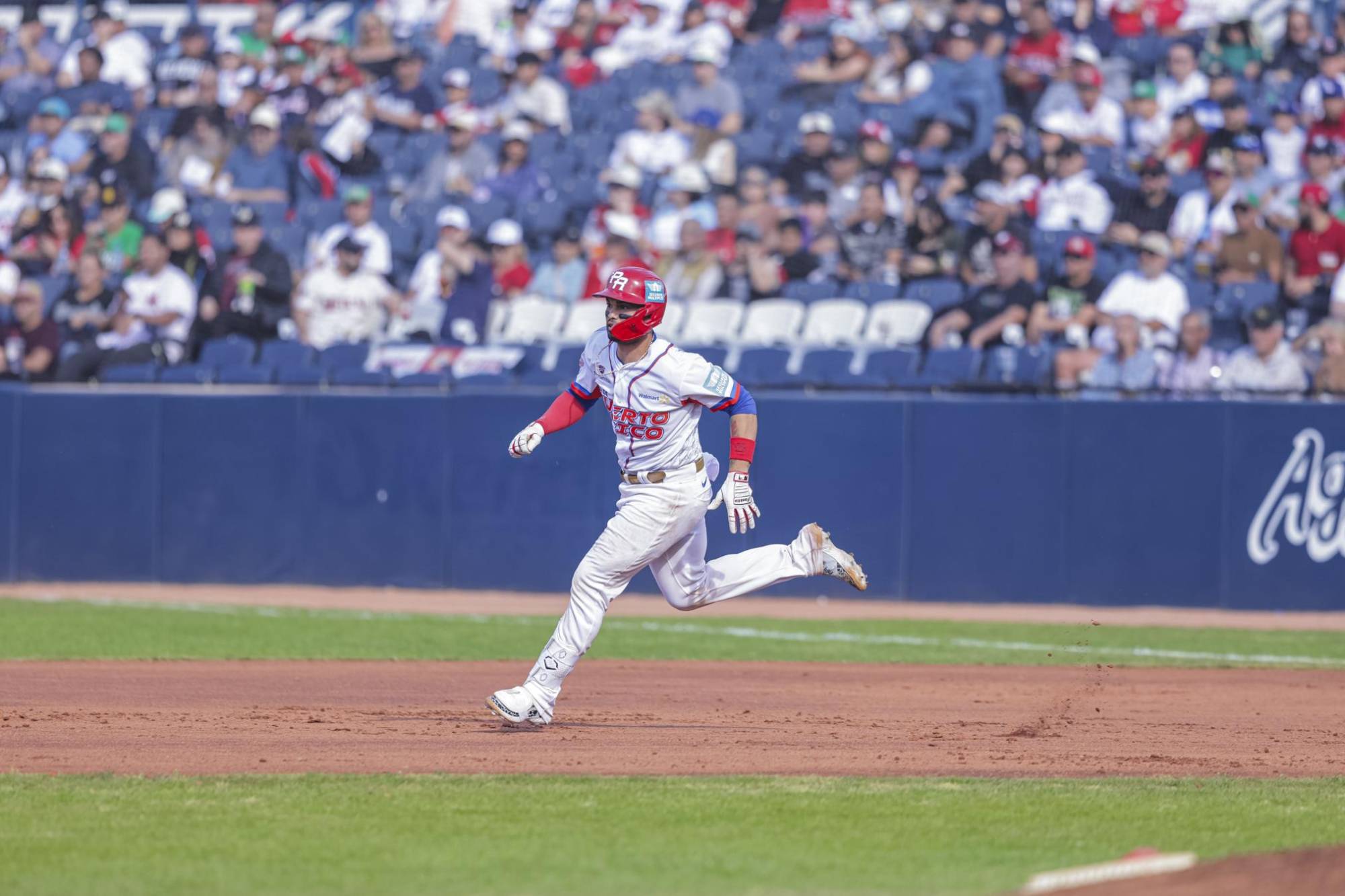 $!A fuerzas de batazos, Venezuela supera a Puerto Rico